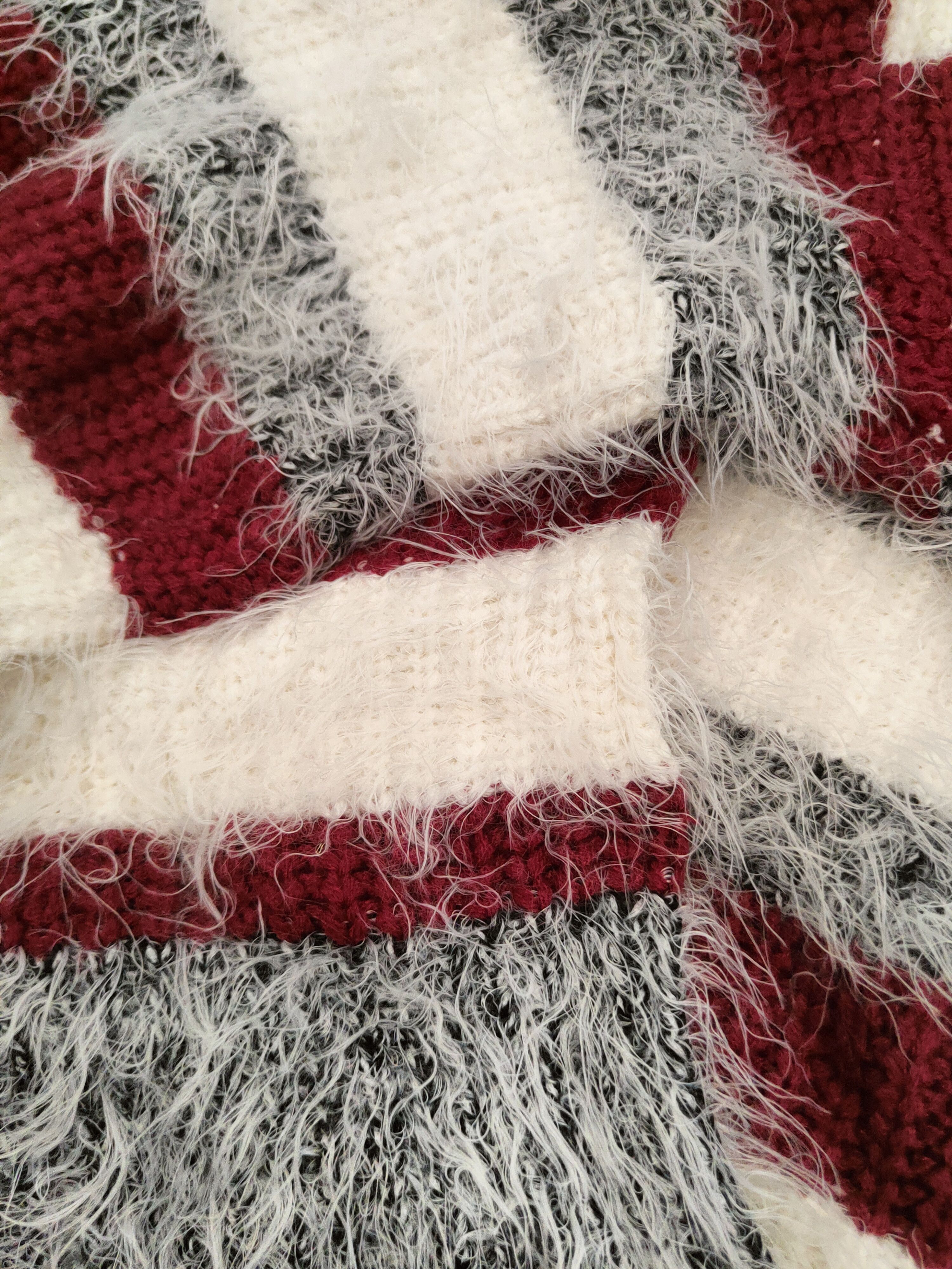 Japanese Brand DL Ingni White Maroon Fur Mohair Knitwear #46-557 Size S / US 4 / IT 40 - 12 Thumbnail