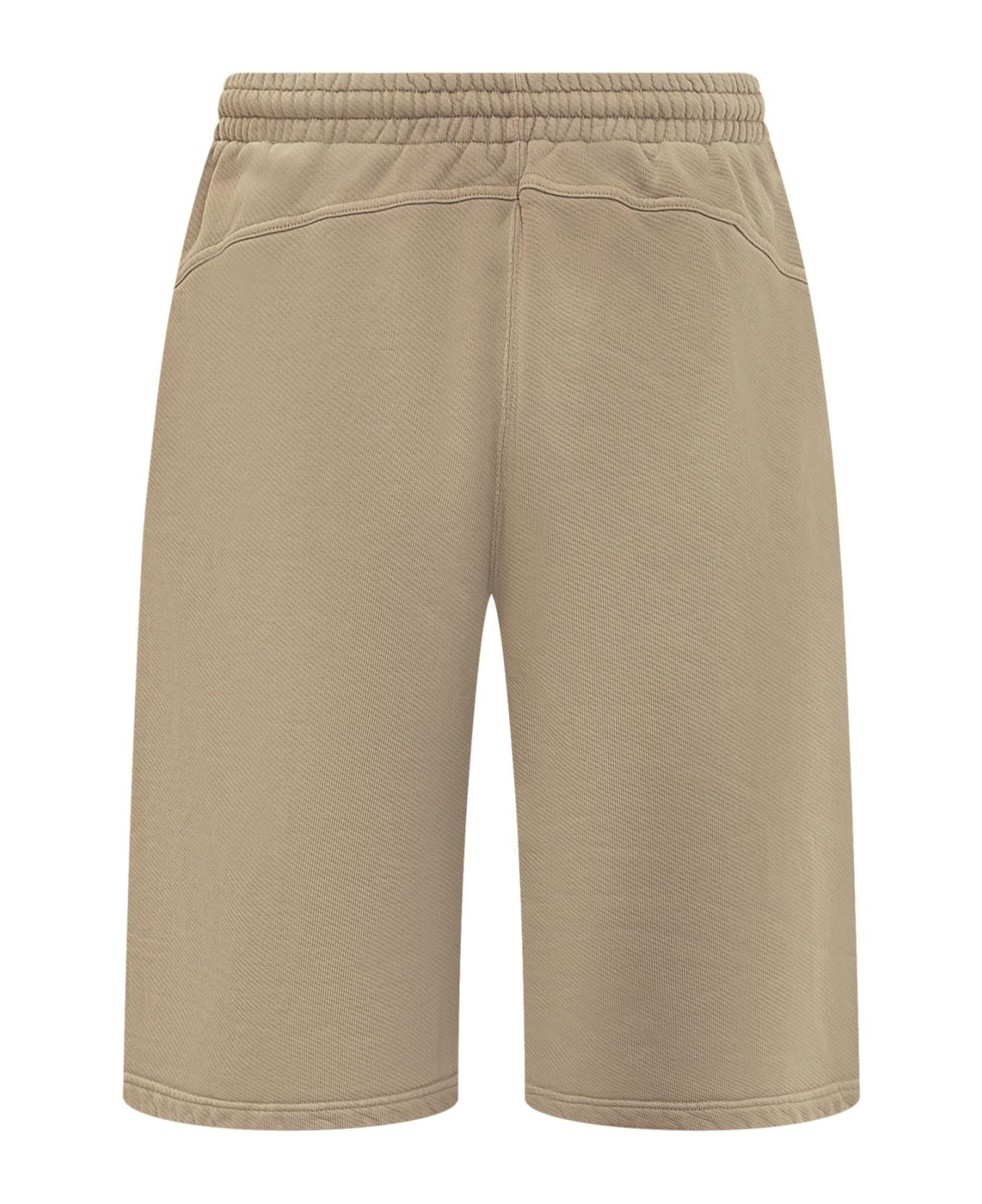 Off-White o1gr1nt0425 Laundry Circle Sweat Short in Beige Size US 32 / EU 48 - 2 Thumbnail