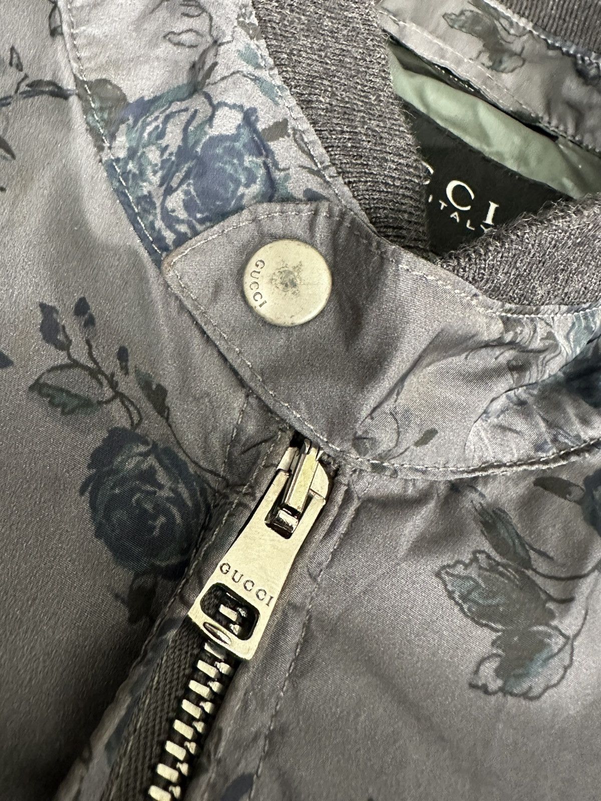 Gucci Gucci - Frida Giannini 2012 Floral Print MA-1 Bomber Jacket Size US S / EU 44-46 / 1 - 6 Thumbnail