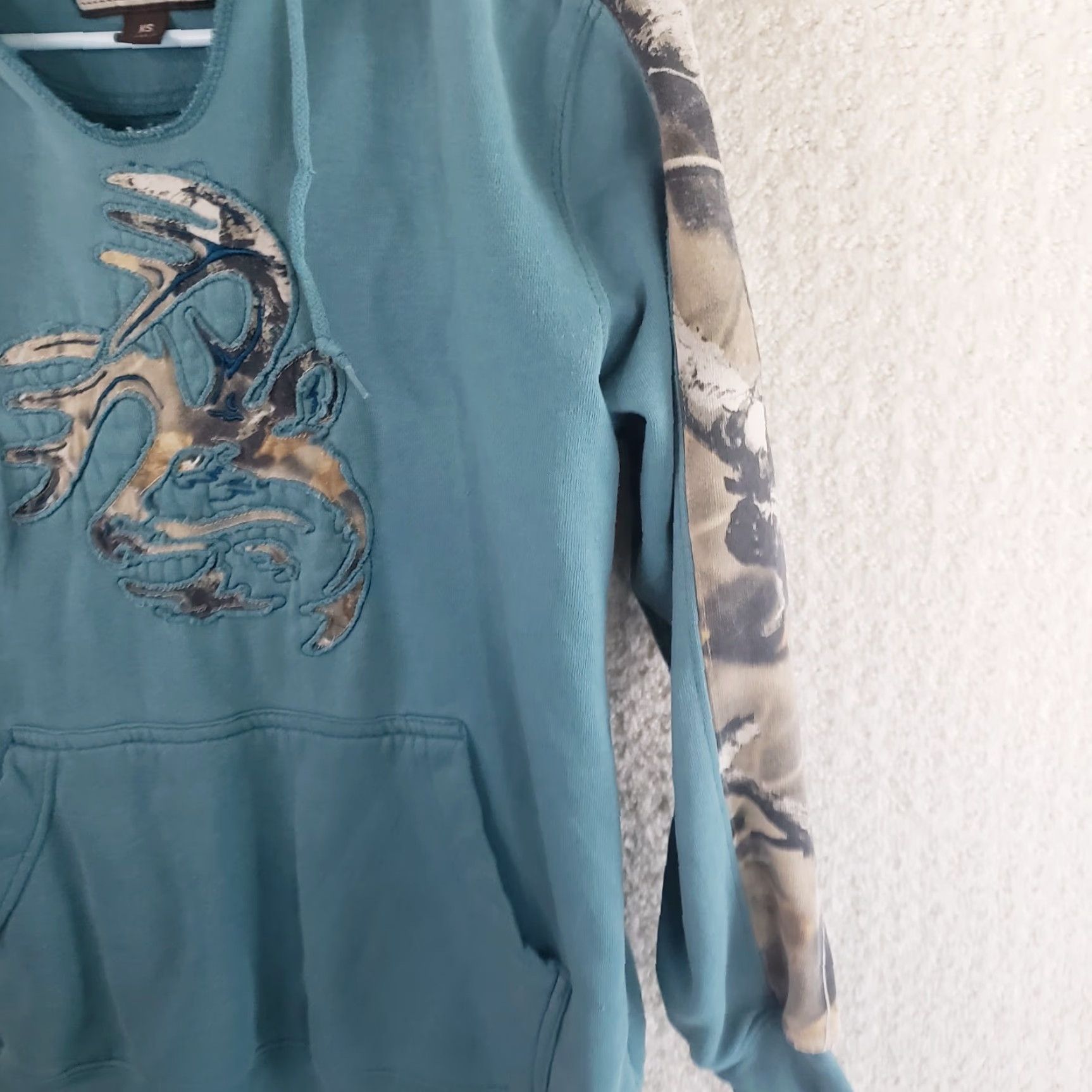 Vintage Legendary Whitetails Hoodie Men XS Teal Camo Buck Cutout Front Kangaroo Pockets Hooded Pullover Size US XS / EU 42 / 0 - 5 Thumbnail