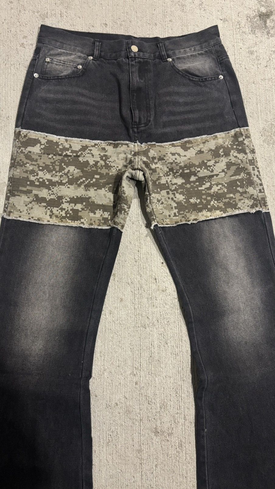 Other Nothing Into Something Digital Camo Denim Size US 34 / EU 50 - 6 Thumbnail
