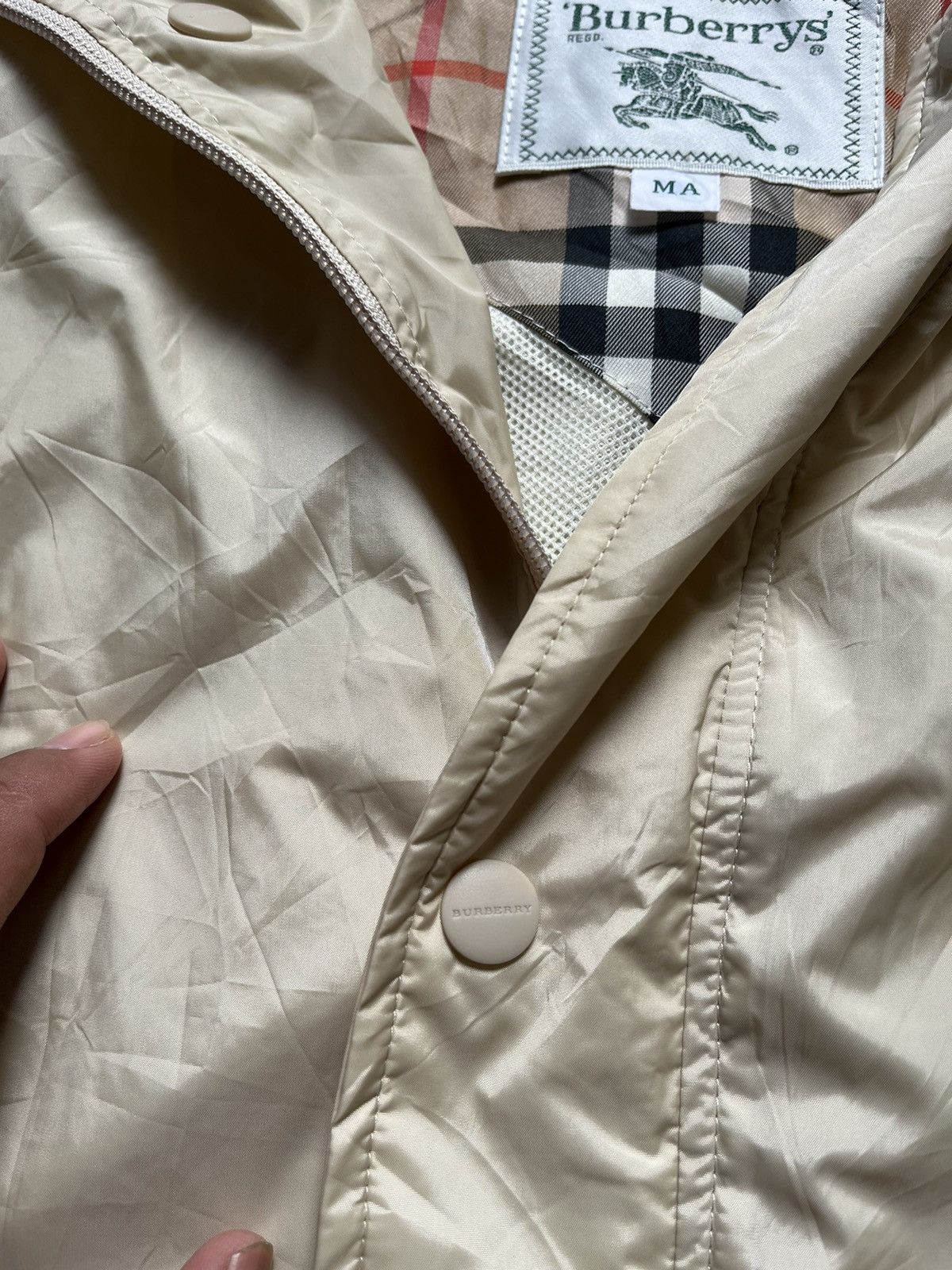 Burberry Vintage Burberry Golf Detachable arm Light Jacket Size US M / EU 48-50 / 2 - 4 Thumbnail