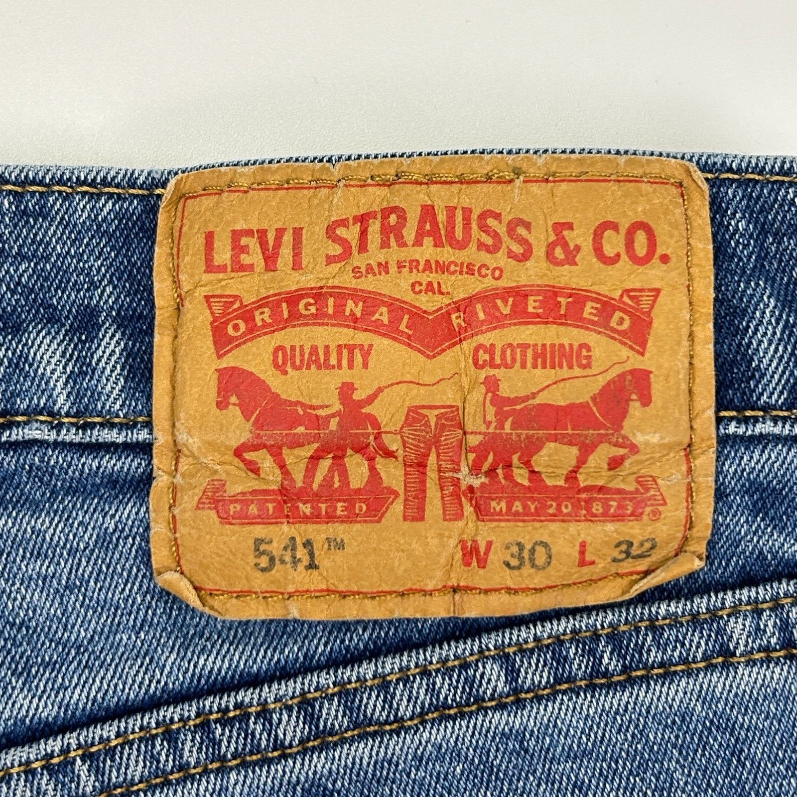 Levi's Levis 541 Athletic Taper Fit Jeans Levi Strauss Denim 30x32 Size US 30 / EU 46 - 5 Thumbnail