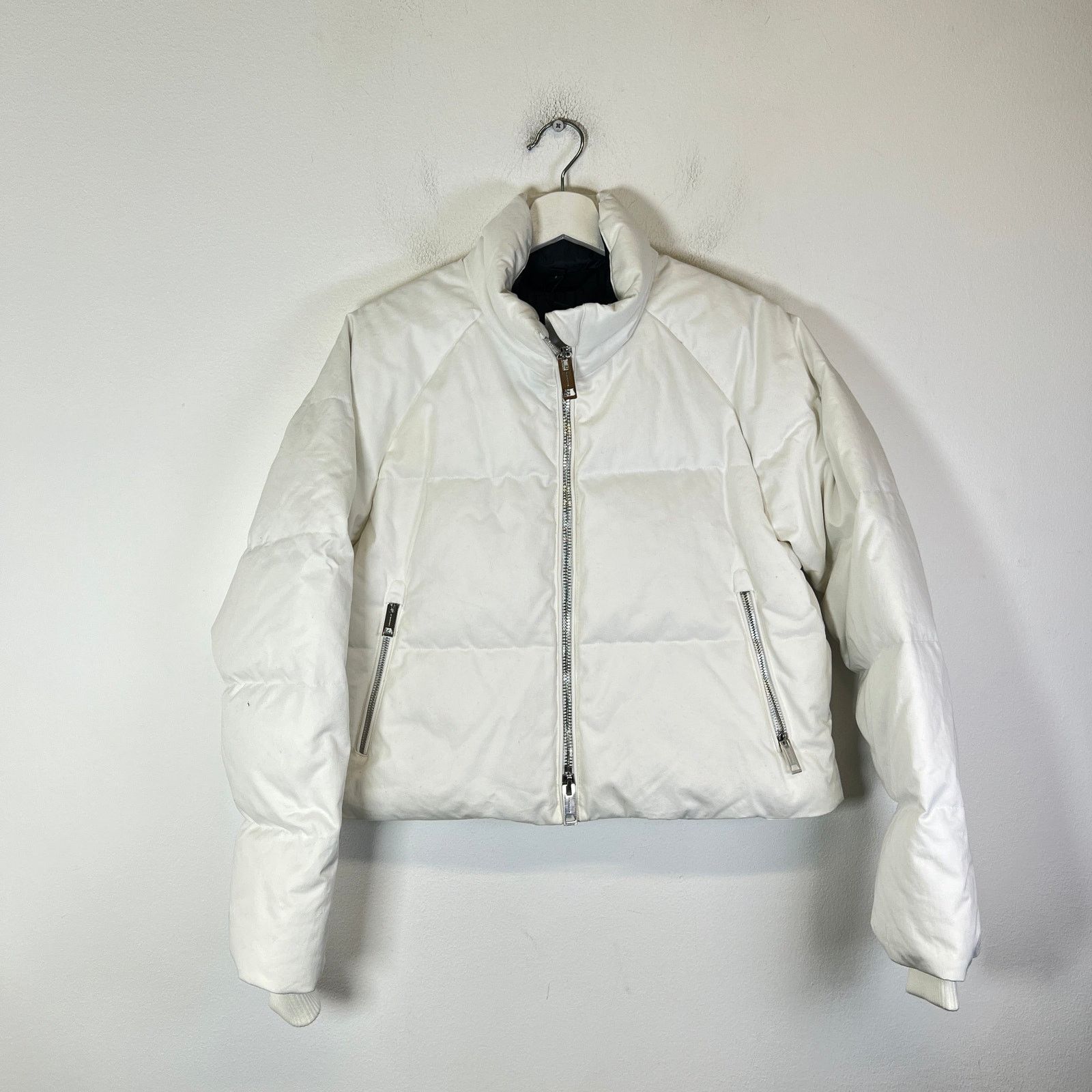 Burberry Burberry Women's Cropped Insulated Down Puffer Jacket Size XL / US 12-14 / IT 48-50 - 1 Thumbnail