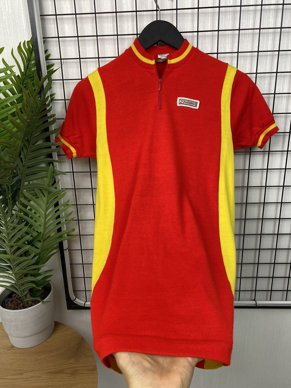 Other Rare vintage 80’s 90’s men cycle jersey “Rady” Raiffeisen Size US S / EU 44-46 / 1 - 7 Thumbnail