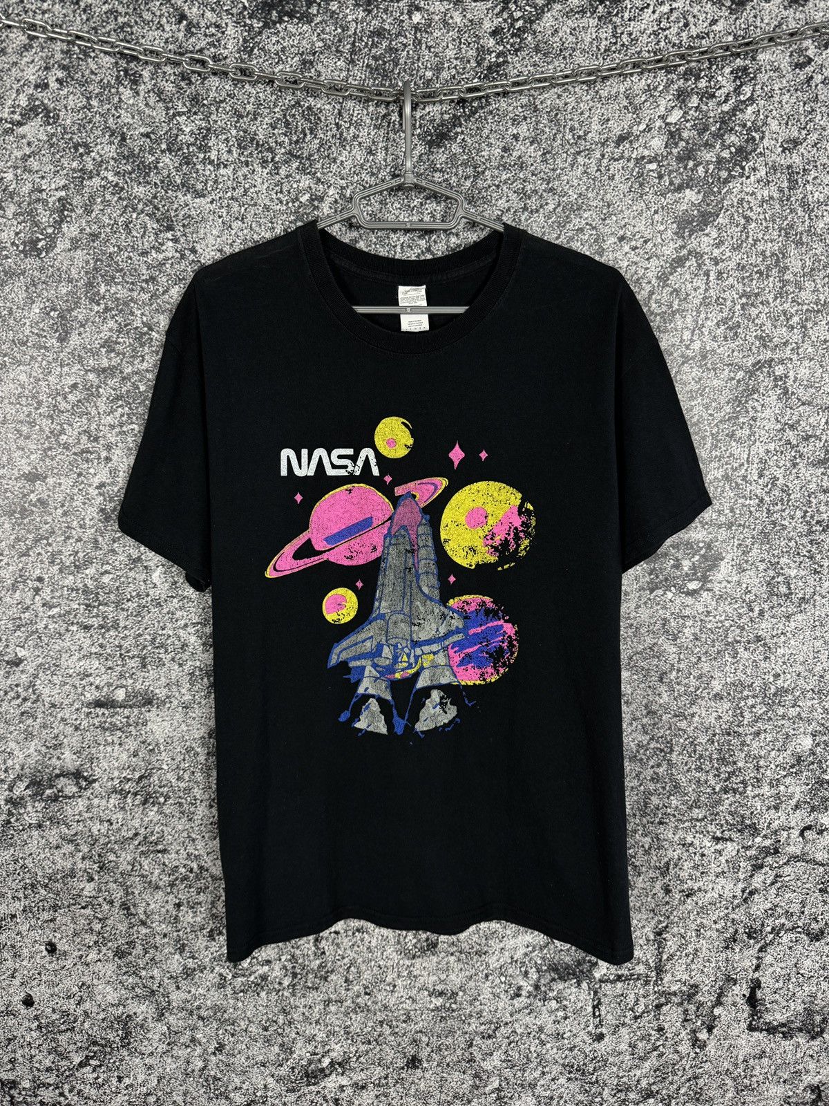 NASA NASA Space Shuttle Graphic T-Shirt Retro Neon Planets Size L Size US L / EU 52-54 / 3 - 1 Thumbnail