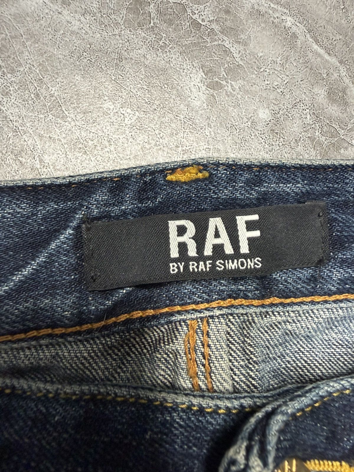 Raf by Raf Simons Raf by raf Simons Archival Washed Distress Jeans Size US 36 / EU 52 - 12 Thumbnail