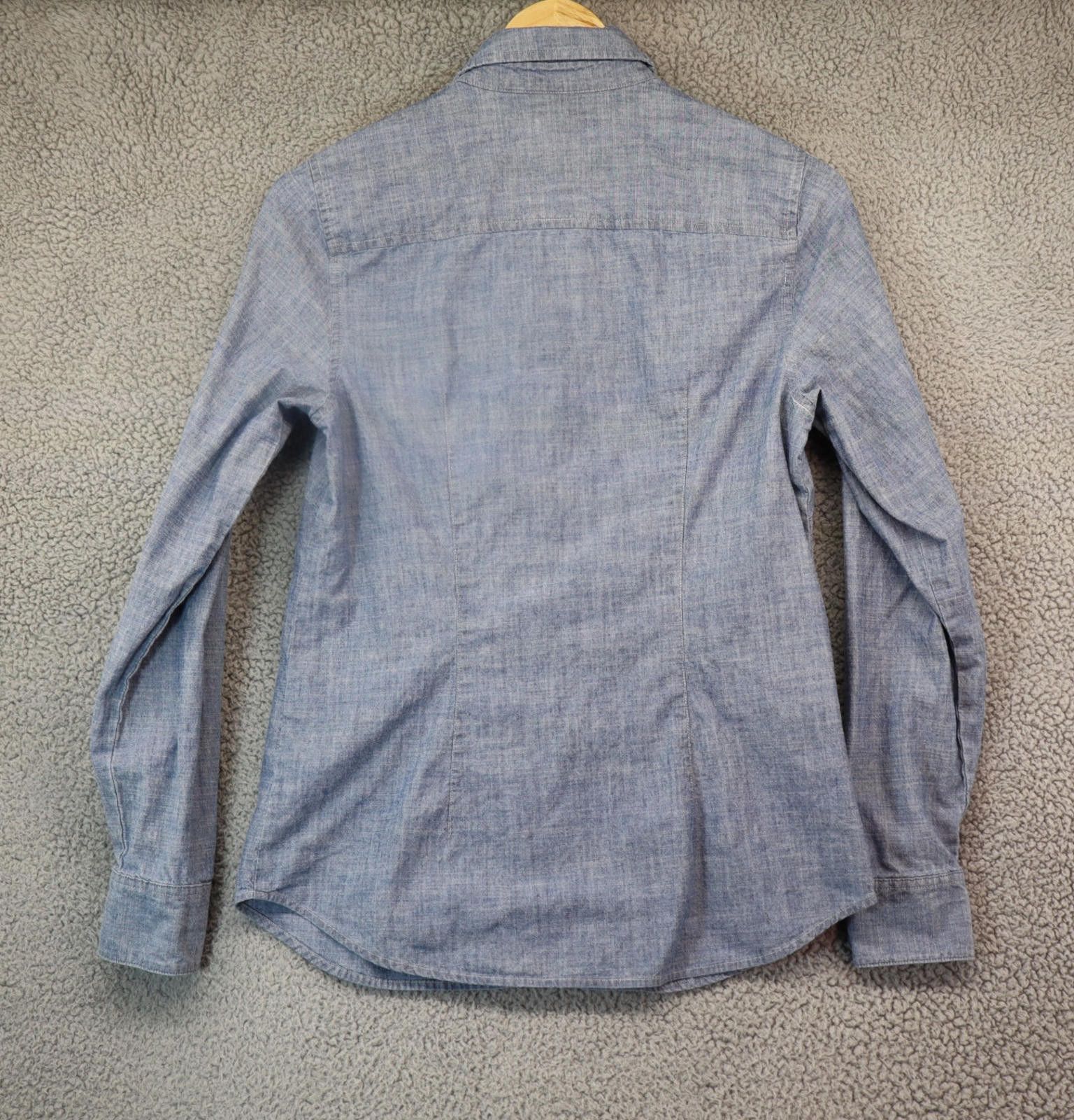 Vineyard Vines Vineyard Vines Shirt Chambray Button Up Womens Size 2 Blue Size XS / US 0-2 / IT 36-38 - 6 Thumbnail