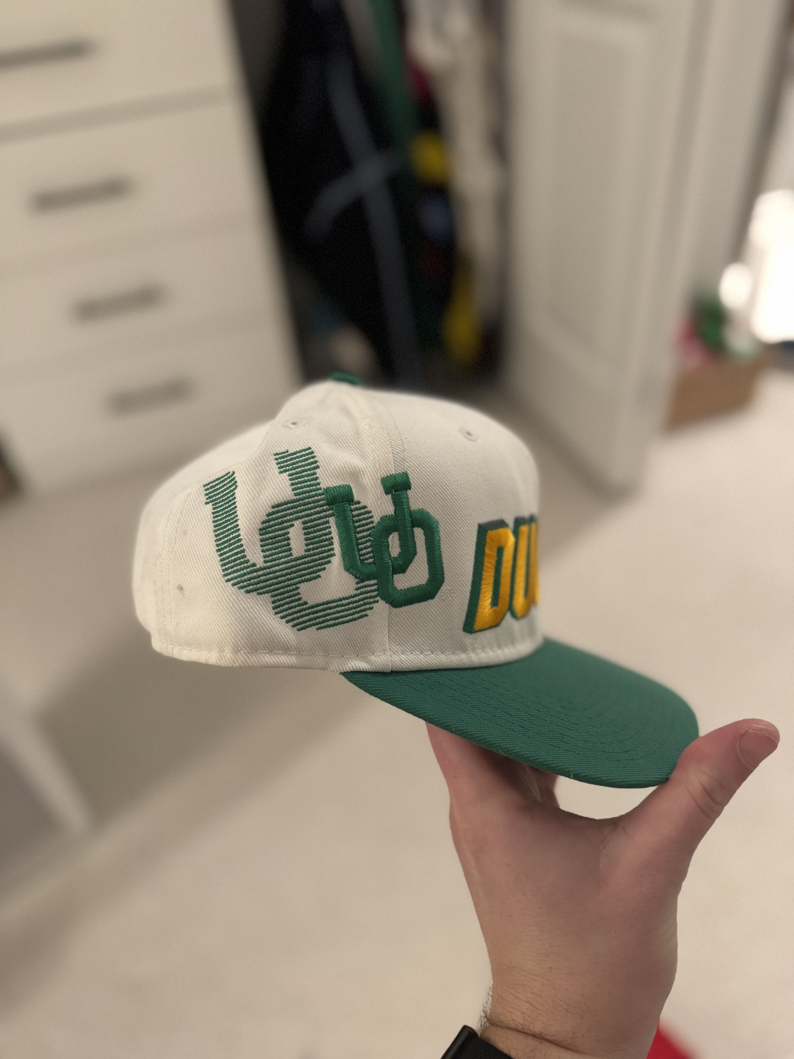 Nike *RARE & VINTAGE* Oregon Ducks Nike Snapback in White/Green Size ONE SIZE - 2 Thumbnail