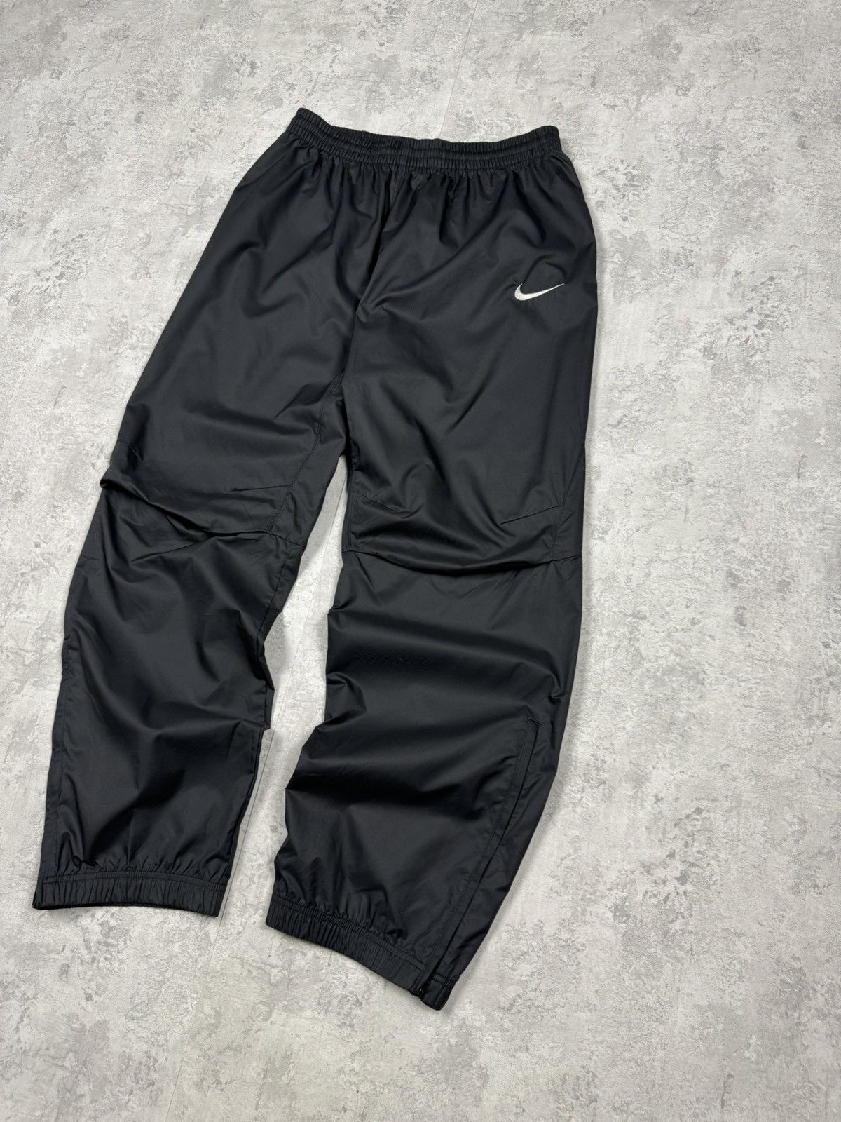 Nike Vintage Nike Y2K Sweatpants Track Pants Size L Size US 34 / EU 50 - 3 Thumbnail