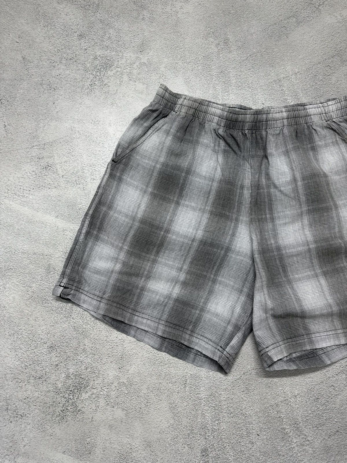 Nike Vintage Y2k Nike Court Swoosh Nylon Shorts Size US 31 - 6 Thumbnail