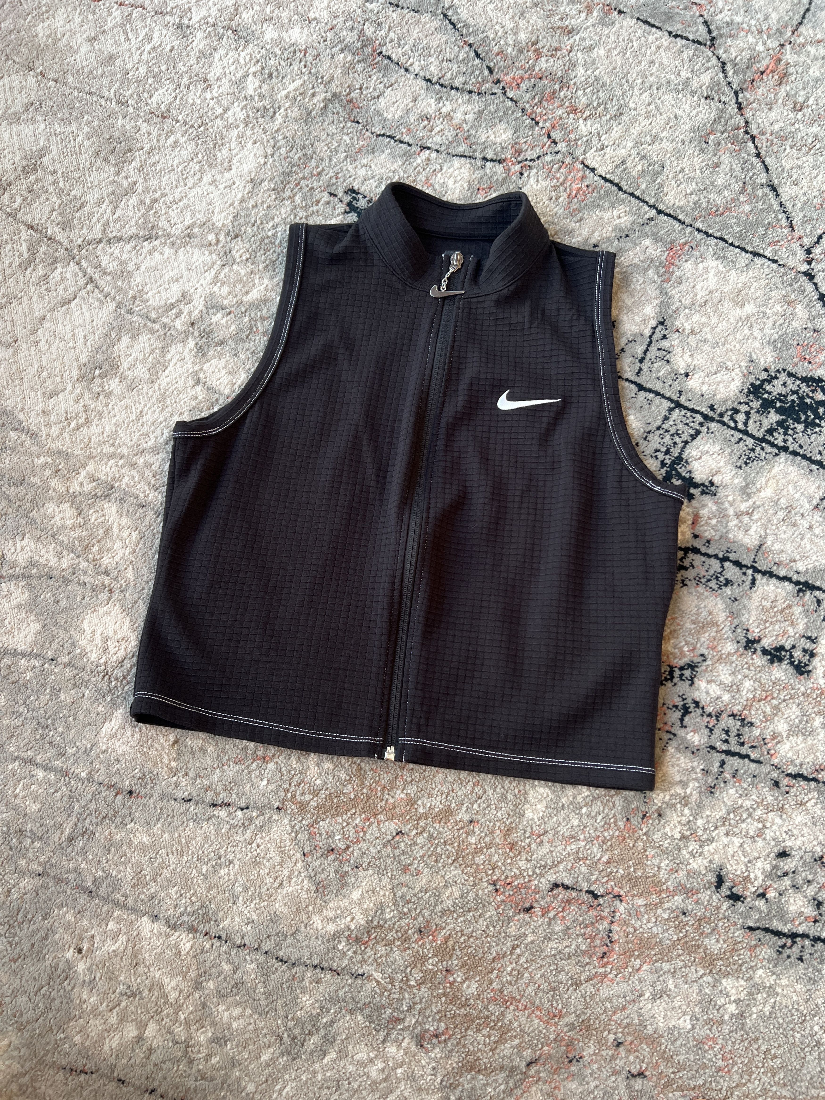 Nike Nike Iron Swoosh Crop Top Size L / US 10 / IT 46 - 1 Thumbnail