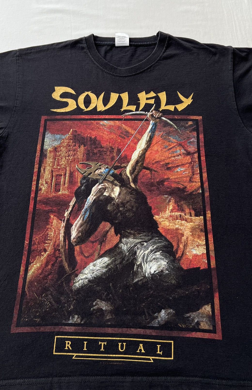 Band Tees Vintage 2019 Soulfly Ritual Metal Band Black T-shirt Size US M / EU 48-50 / 2 - 5 Thumbnail
