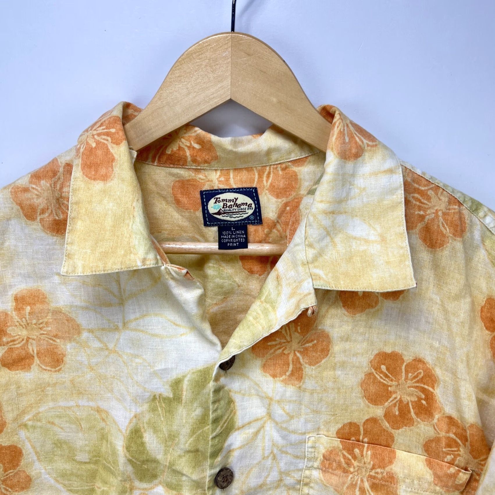 Tommy Bahama VINTAGE Tommy Bahama Shirt Short Sleeve Button-Up Large Orange Floral Hawaii Flower 90s Mens Size US L / EU 52-54 / 3 - 3 Thumbnail