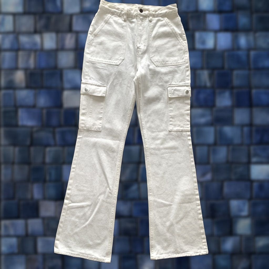Pacsun Pacsun White High Rise Bootcut Cargo Jeans Women's 26 Regular 32 Inseam Denim 100% Cotton Jeans PacSun Brand Vintage: No Size 26" / US 2 / IT 38 - 1 Thumbnail