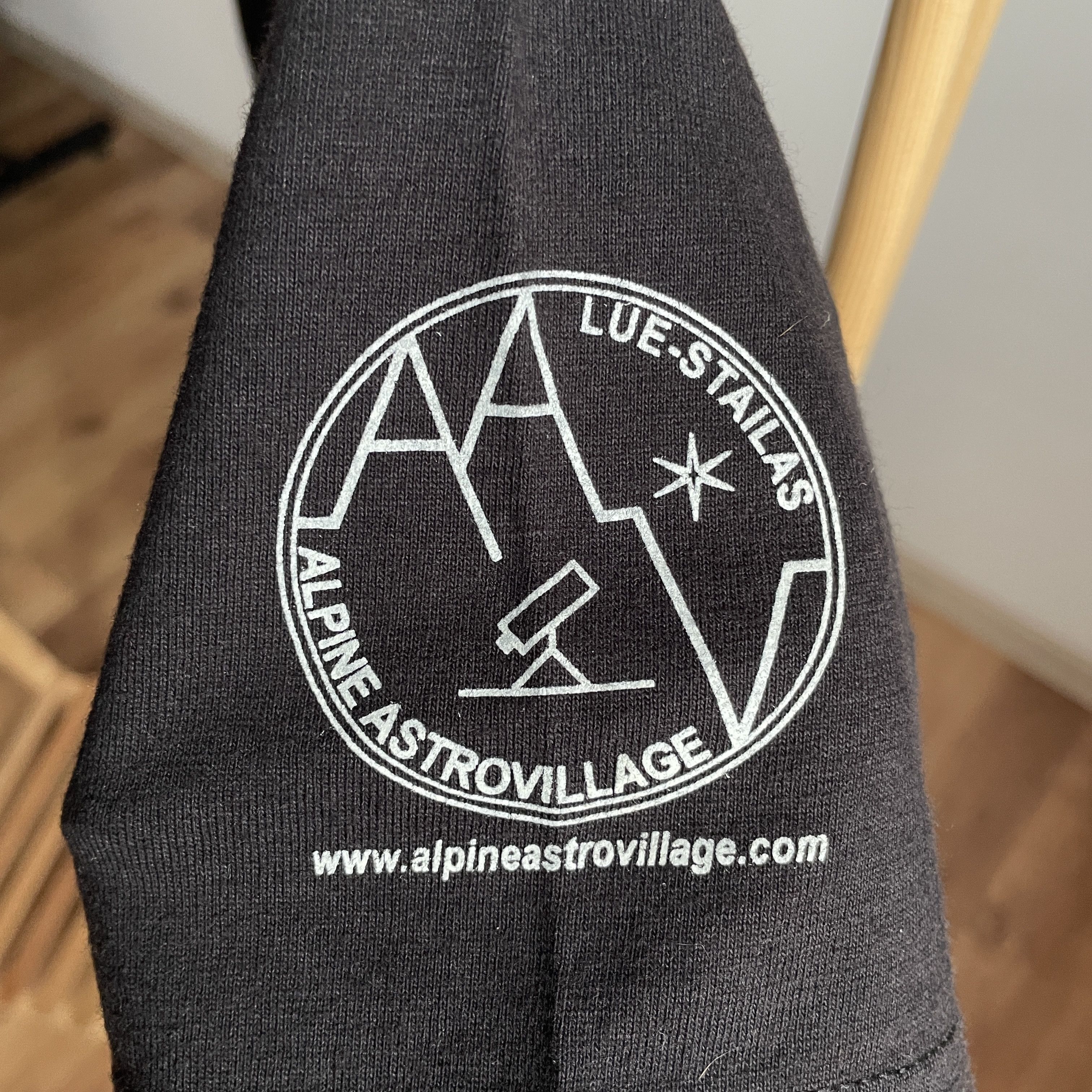 Vintage Alpine Astrovillage Lue-Stailas Vintage 2000 Sun T-Shirt Size US S / EU 44-46 / 1 - 7 Thumbnail