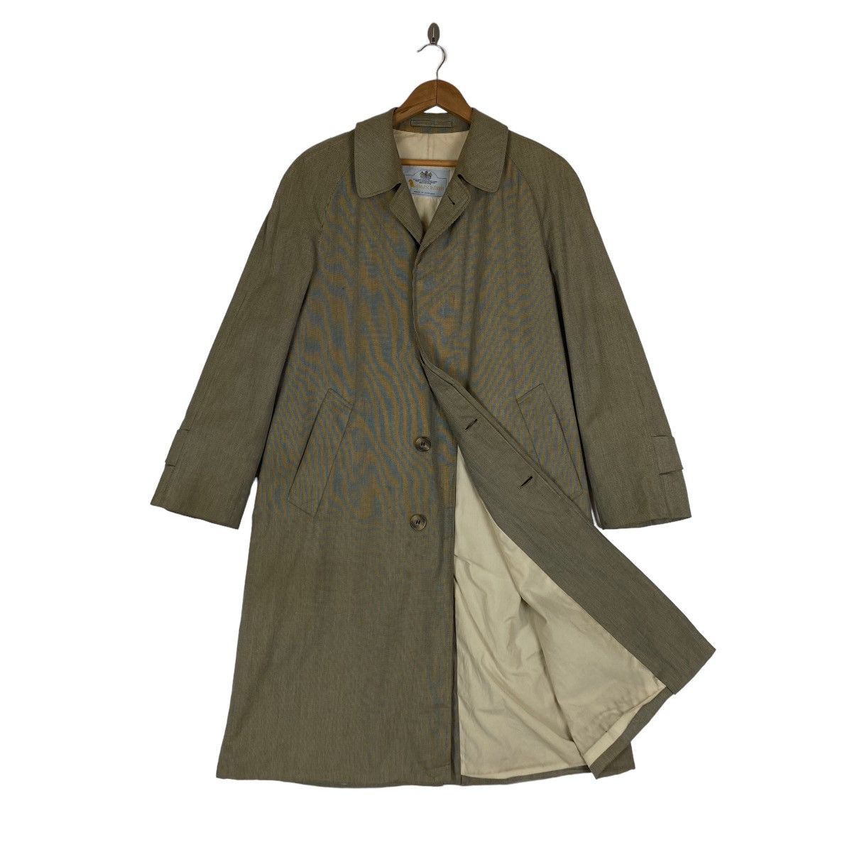 ✨Vintage Aquascutum trench coat made in England