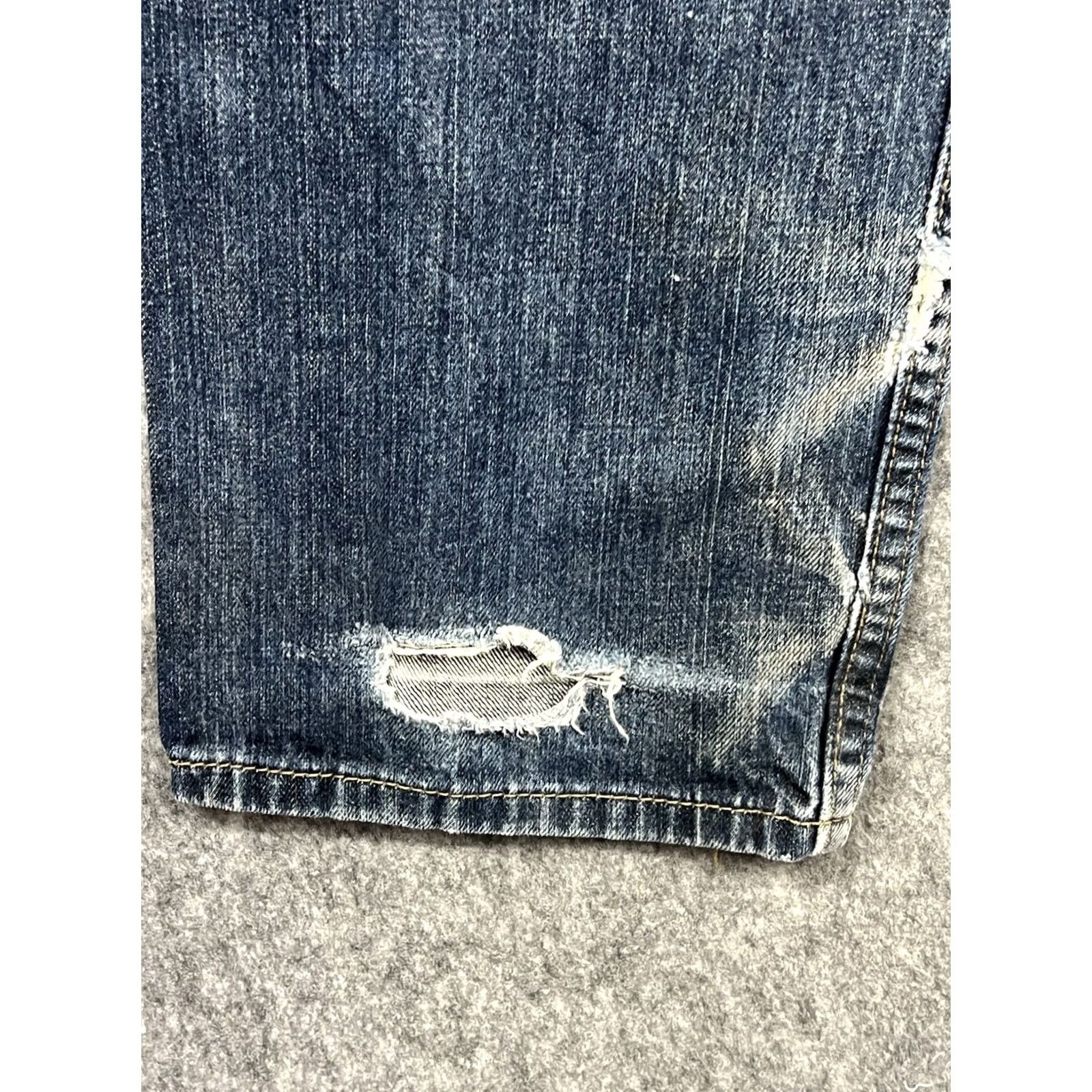Levi's VINTAGE Levi's 505 Jeans Mens Regular Straight Distressed 31x32 Blue Denim USA 90s Grunge, Workwear, Grunge, USA Mens Size US 31 - 7 Thumbnail