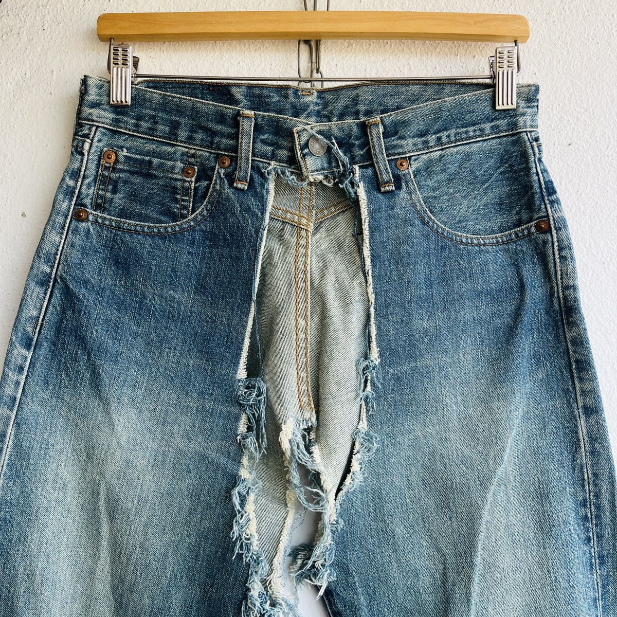 Levi's Vintage Levi's 502XX Big E Distressed Cut Selvedge Jeans J22 Size US 30 / EU 46 - 25 Thumbnail