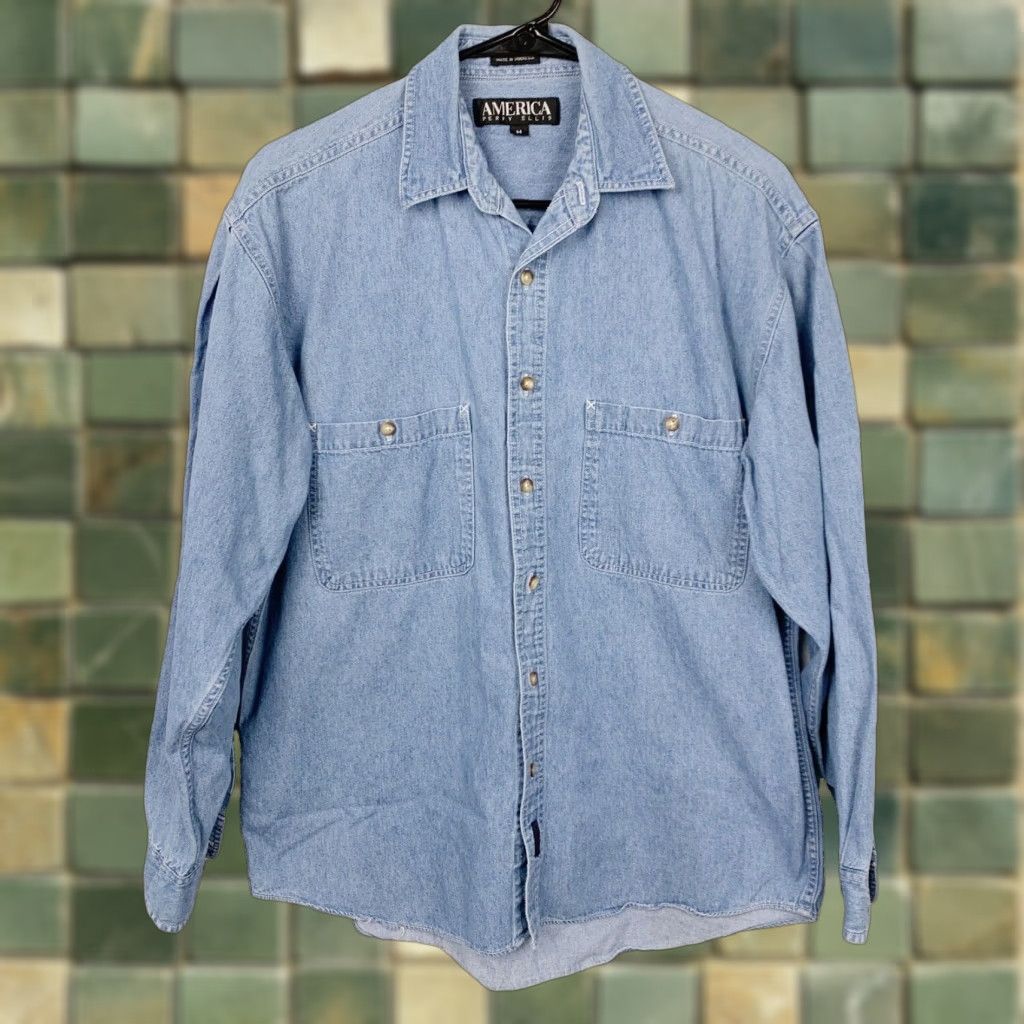 Perry Ellis Vintage Perry Ellis Denim Button-Up Shirt Solid Cotton Medium Blue Men's Button-Down Collar Long Sleeve Regular Denim Shirt Size US M / EU 48-50 / 2 - 1 Thumbnail