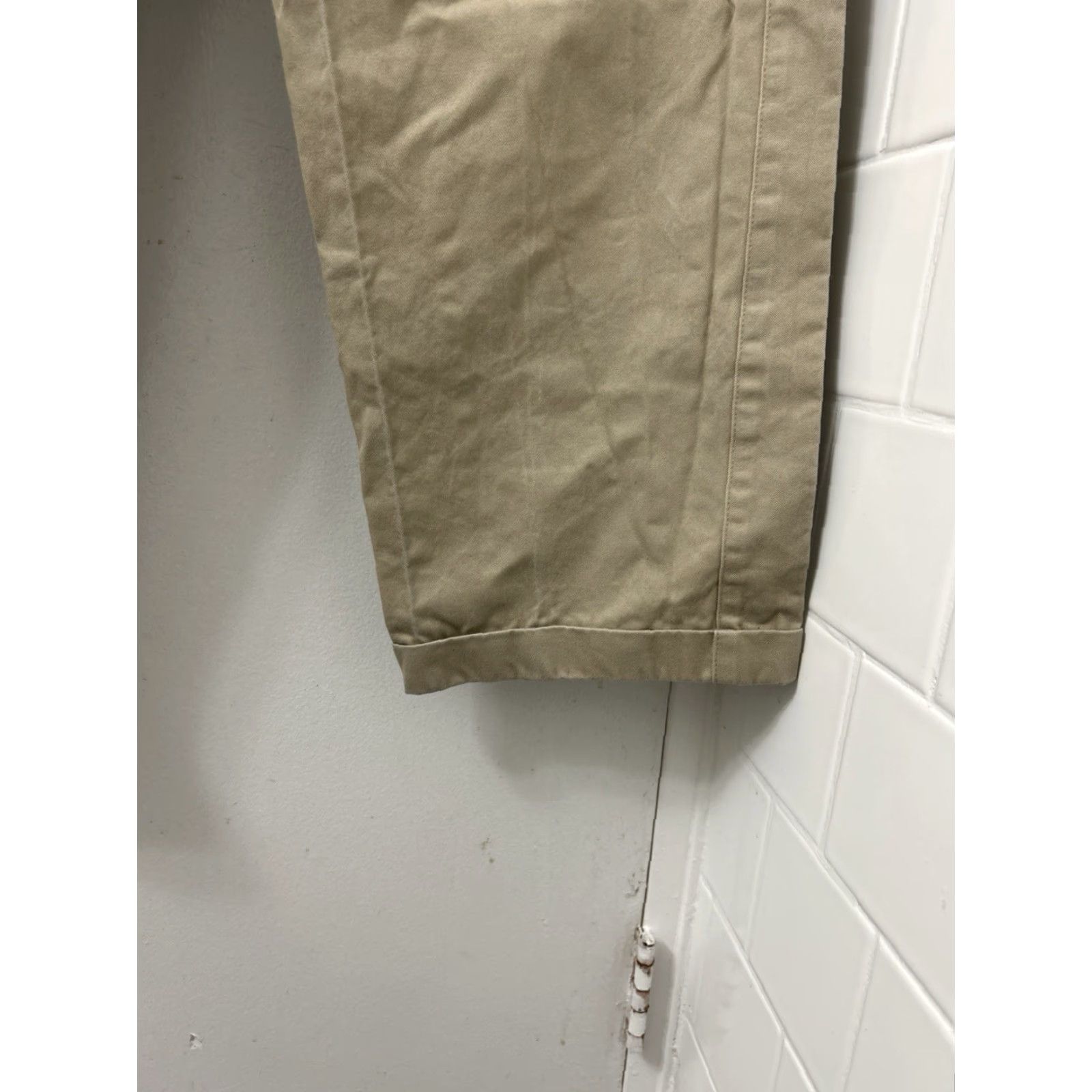 Orvis Orvis Chino Pants Mens 36 Regular Tan 100% Cotton Pleated Zipper Button Closure Casual Workwear 8K57 Size US 36 / EU 52 - 6 Thumbnail