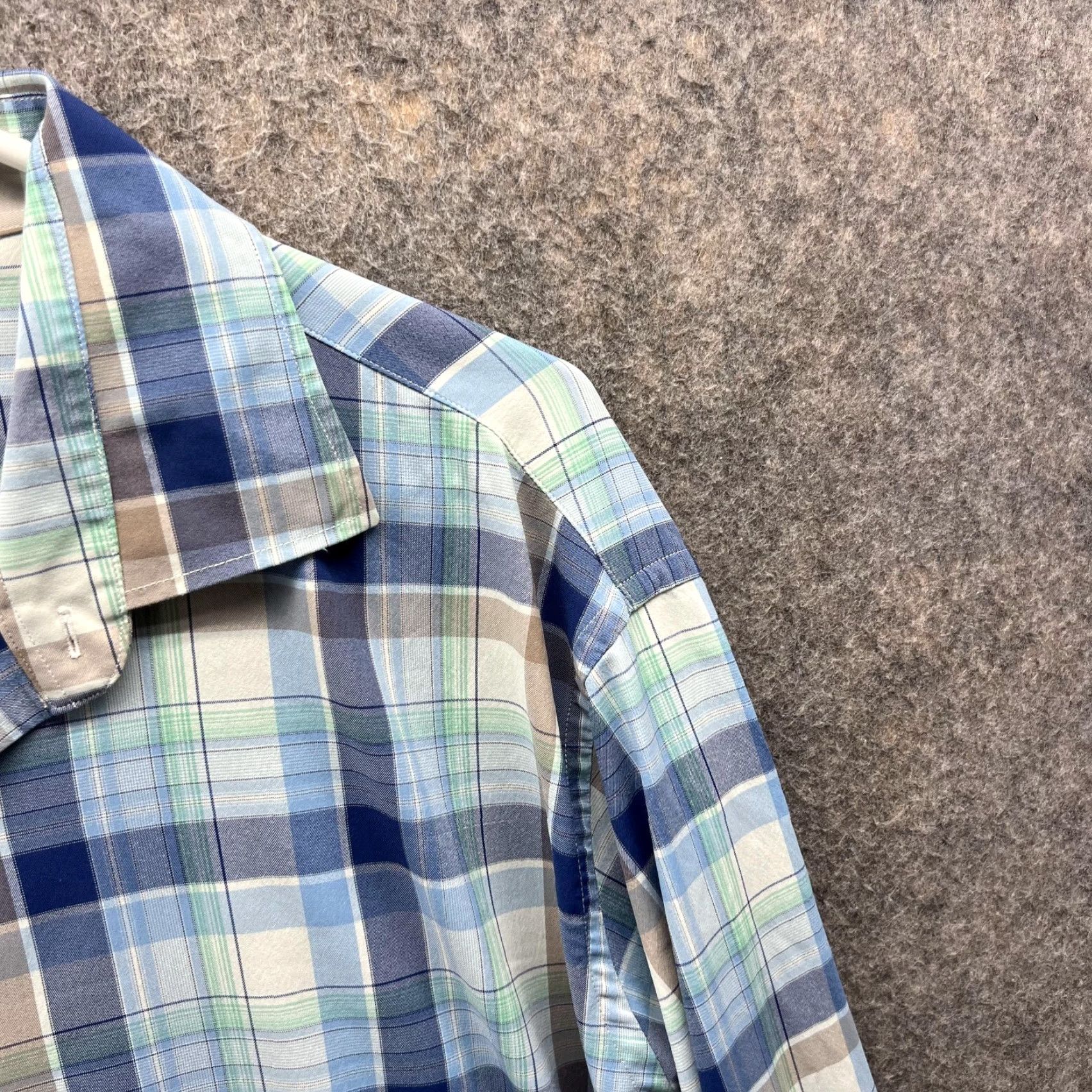 Peter Millar VINTAGE Peter Millar Shirt Men XL Blue Button-Down Nylon Plaid Size US XL / EU 56 / 4 - 4 Thumbnail