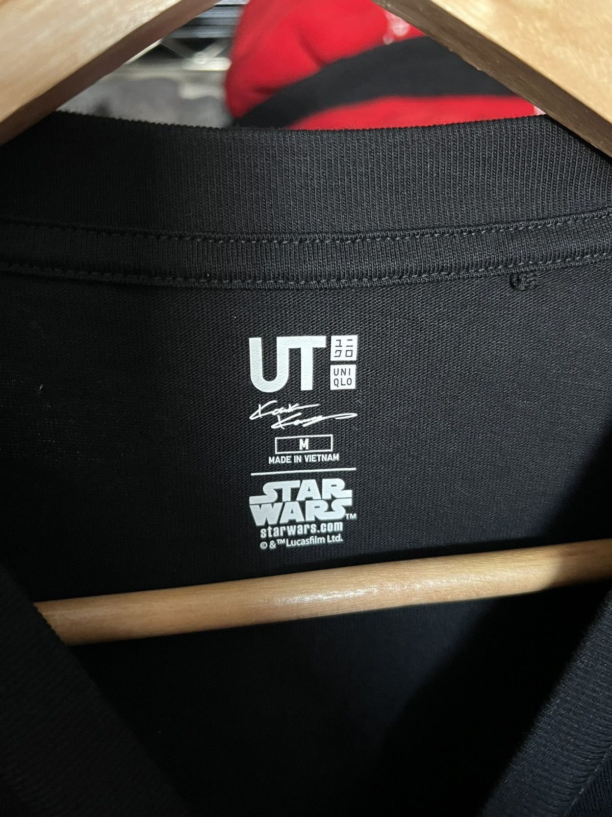 Star Wars × Uniqlo Uniqlo Star Wars Darth Vader Collab Shirt Size US L / EU 52-54 / 3 - 5 Thumbnail