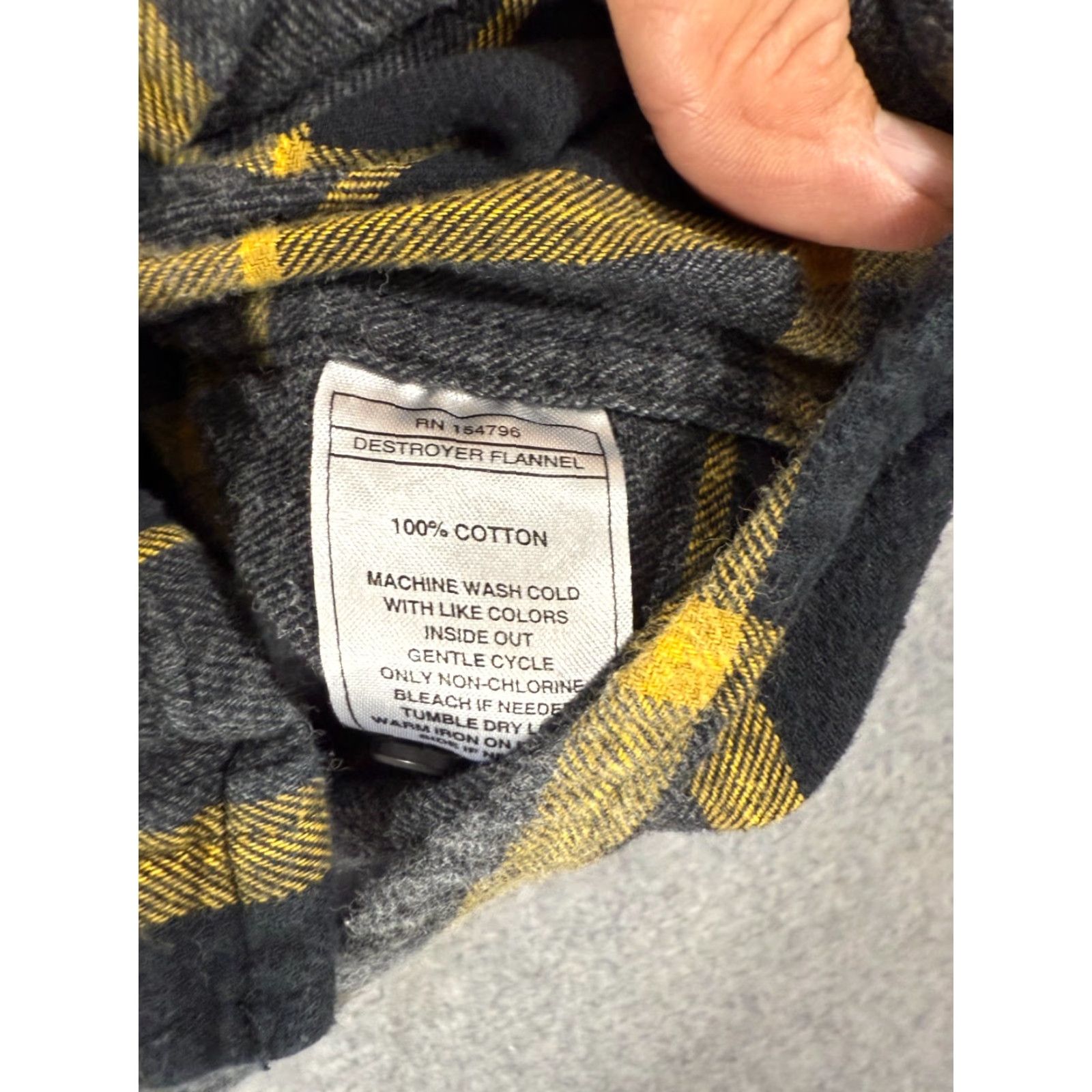 Vintage VINTAGE Off The Grid Shirt Mens L Gray Yellow Plaid Destroyer Flannel Long Sleeve Size US L / EU 52-54 / 3 - 6 Thumbnail