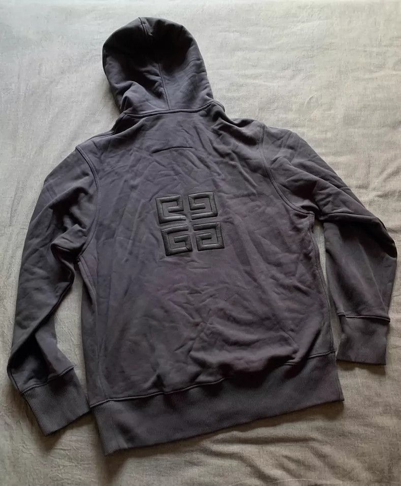 Givenchy Givenchy Embroidered Heavyweight Hoodie Size US XL / EU 56 / 4 - 2 Thumbnail