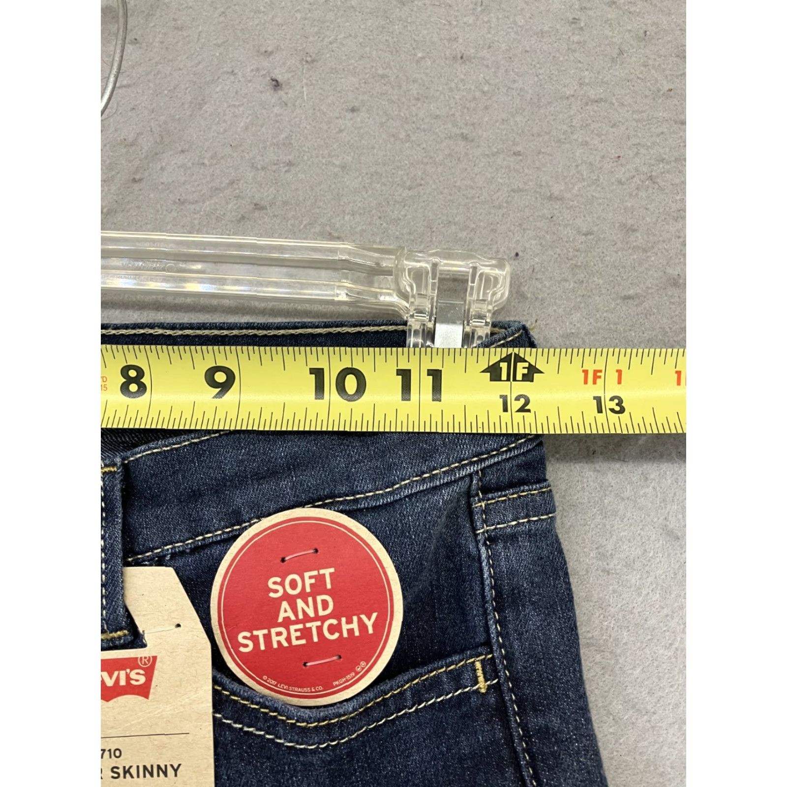 Levi's VINTAGE Levi's 710 Super Skinny Jeans Womens Regular 10 Blue Denim Stretch City 90s Mens? Wait. Size 32" / US 10 / IT 46 - 7 Thumbnail