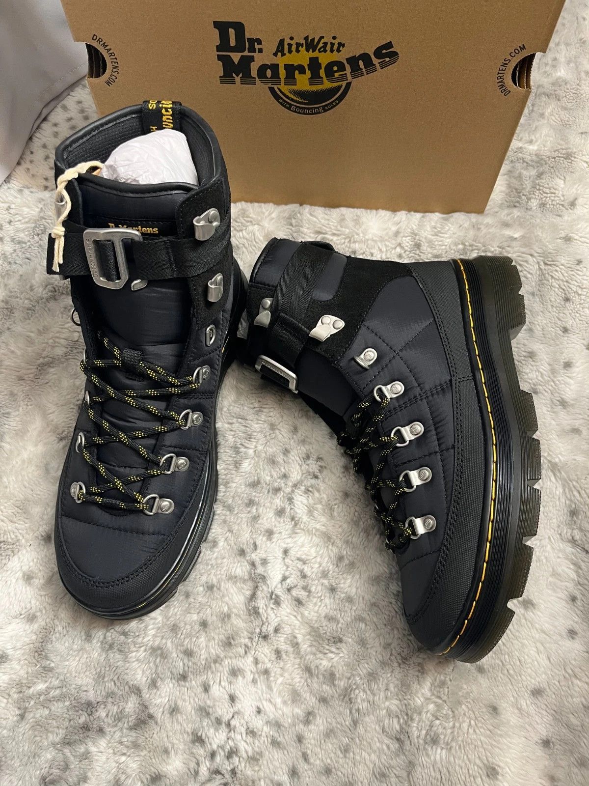 Dr. Martens Dr. Martens Combs Tech Quilted Casual Boots Size US 11 / EU 44 - 3 Thumbnail