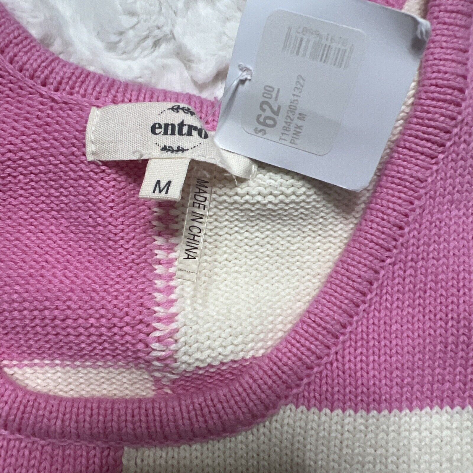 Other Entro Women Pink White Crochet Flowers Stretch Knit Top Sz M Size M / US 6-8 / IT 42-44 - 3 Thumbnail