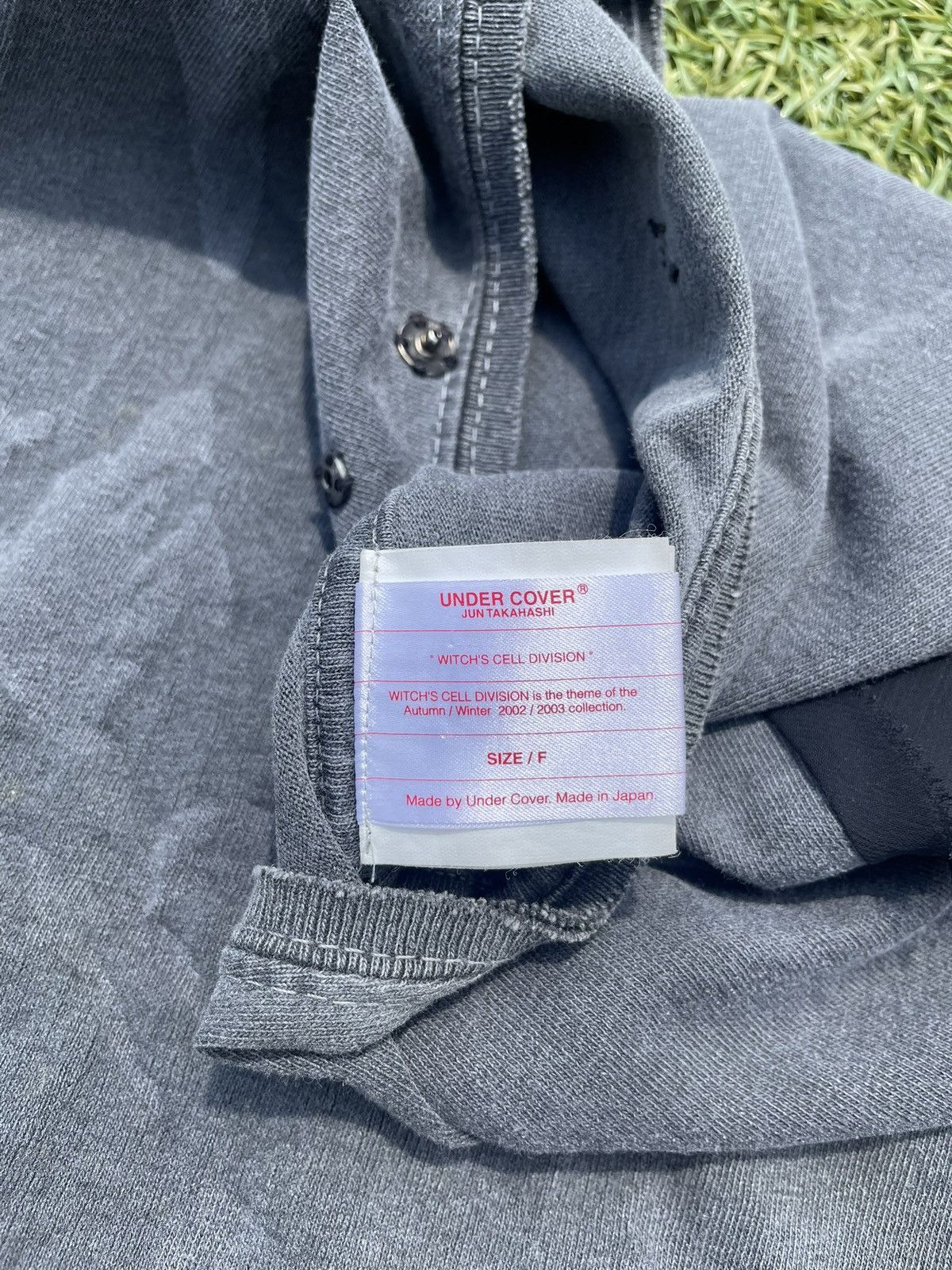 Undercover AW02 “Witch Cells Division” - Undercover T-Shirts Size US M / EU 48-50 / 2 - 4 Thumbnail