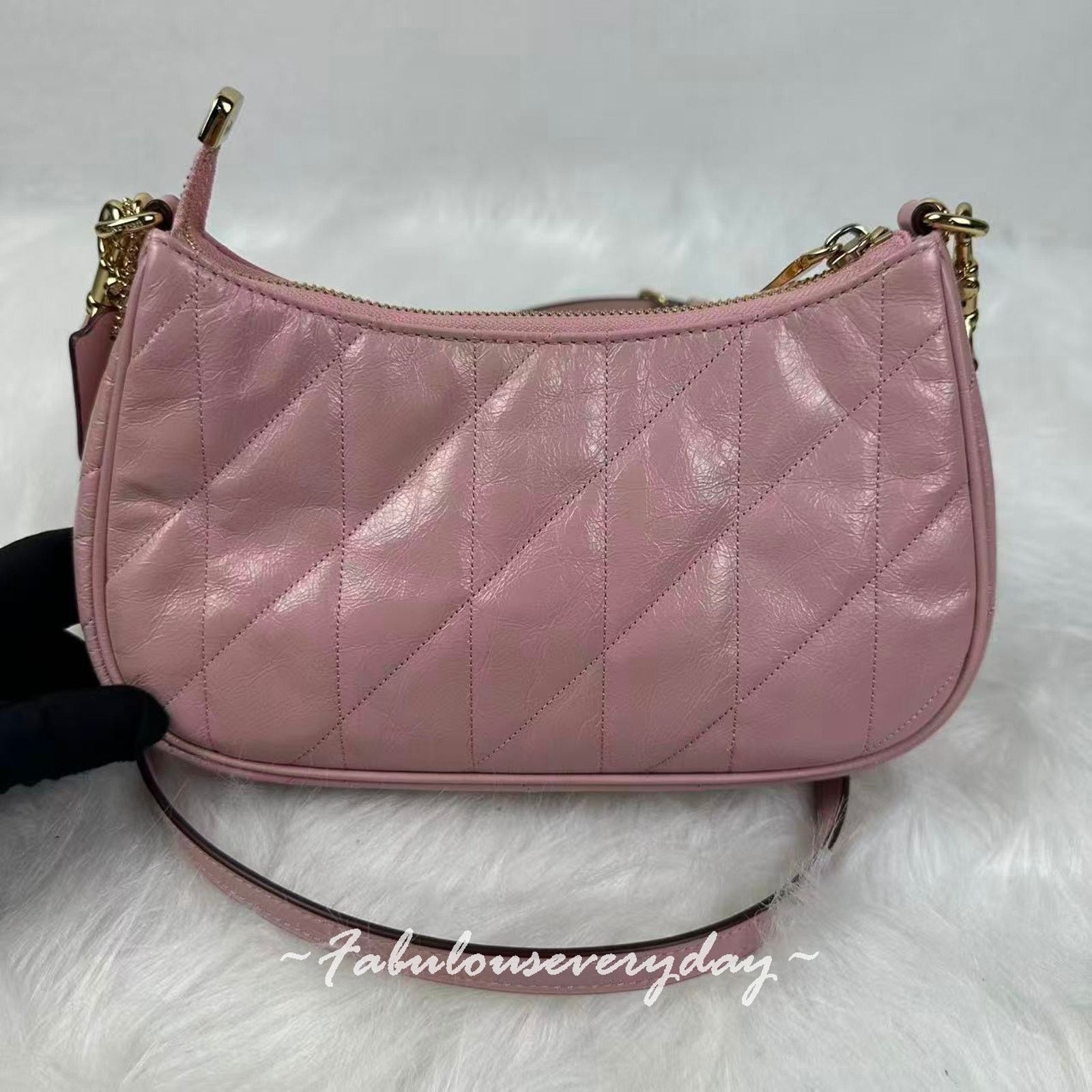 Coach Coach Teri Shoulder Quilting xbody Leather/Gold/Carnation Size ONE SIZE - 3 Thumbnail