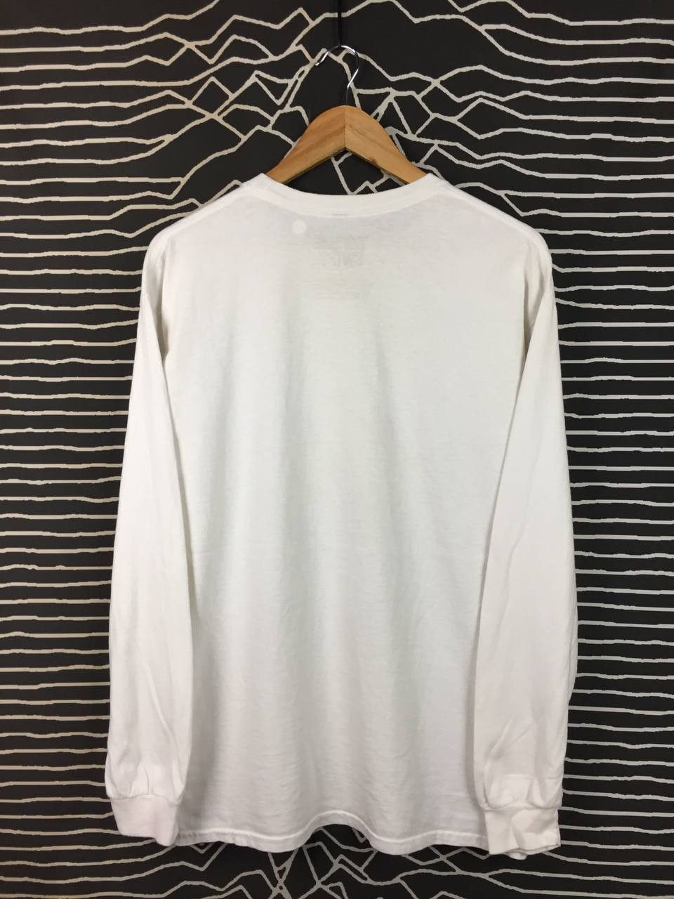 Band Tees Taylor Swift Feeling 22 Cat Graduation Long Sleeve Tee Size US L / EU 52-54 / 3 - 9 Thumbnail