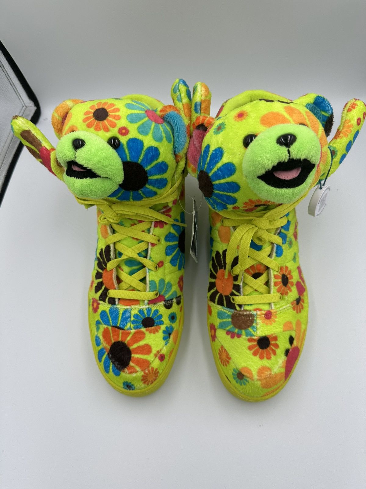 Adidas × Jeremy Scott Adidas x Jeremy Scott Flower Bears Size US 13 / EU 46 - 8 Thumbnail