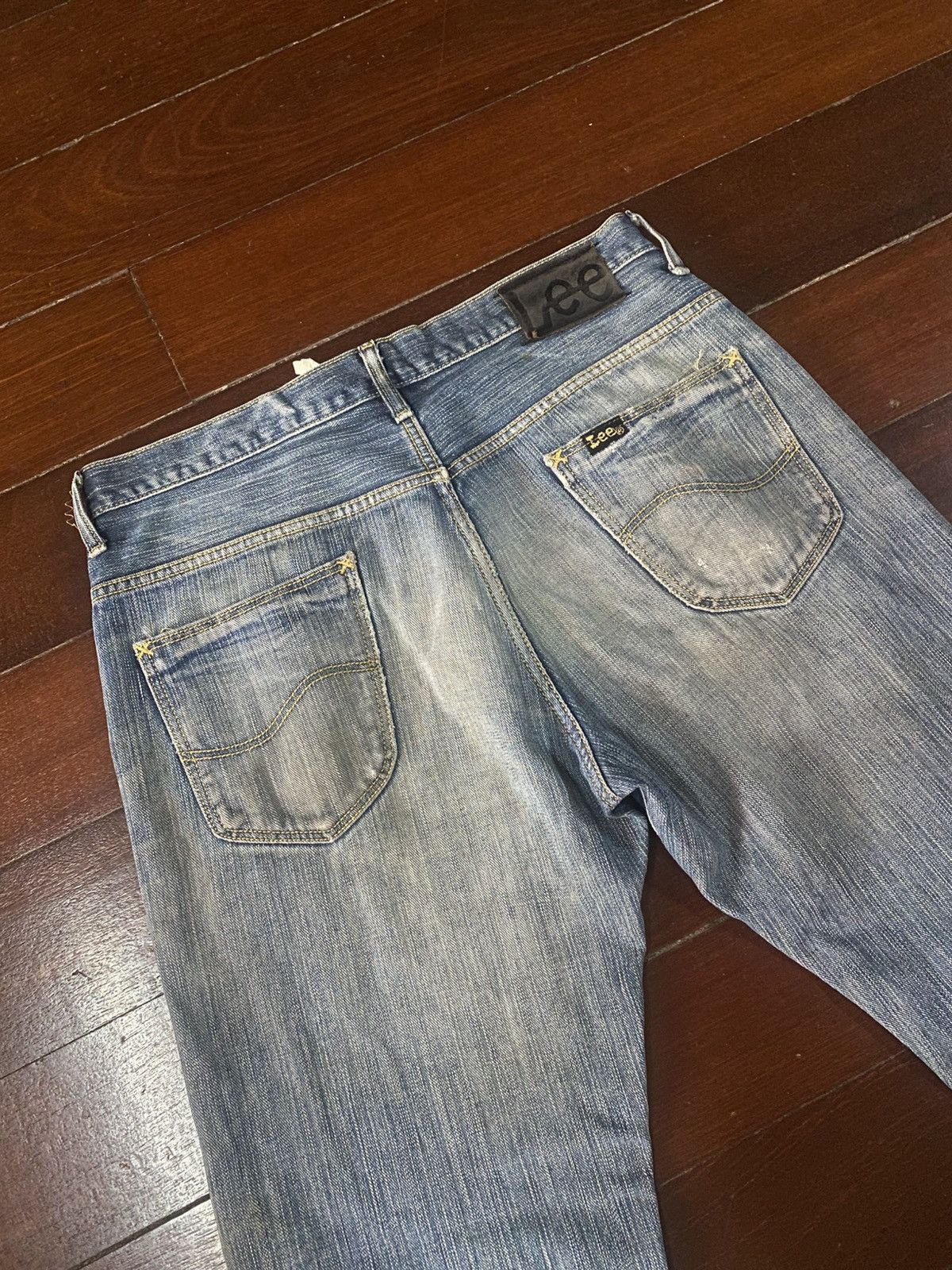 Lee Vintage Lee Distressed Faded ripped Denim Jeans flare Size US 36 / EU 52 - 12 Thumbnail