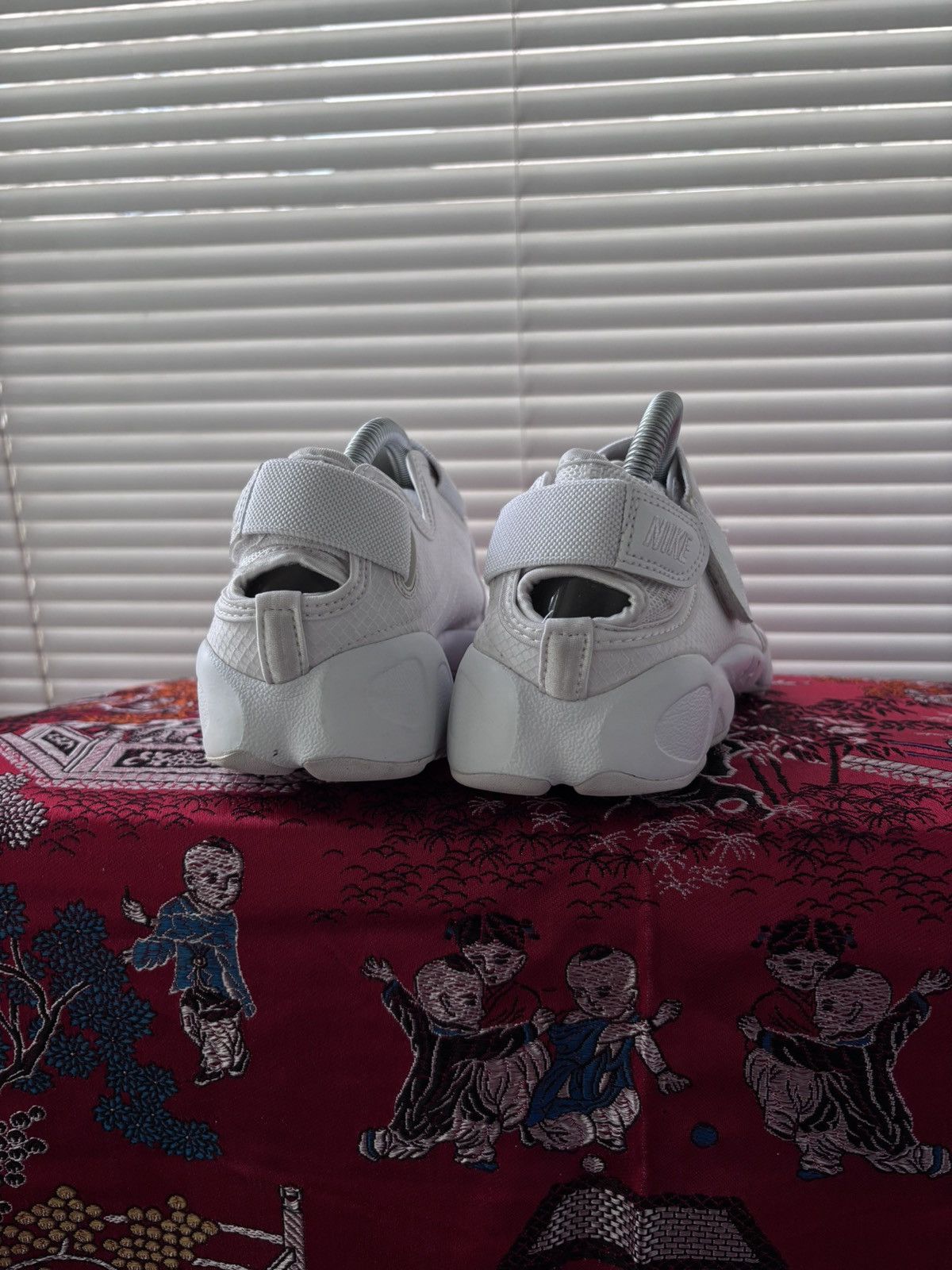 Nike Nike Rift Vintage Japanese StyleTabi Shoes Size US 10 / EU 43 - 4 Thumbnail