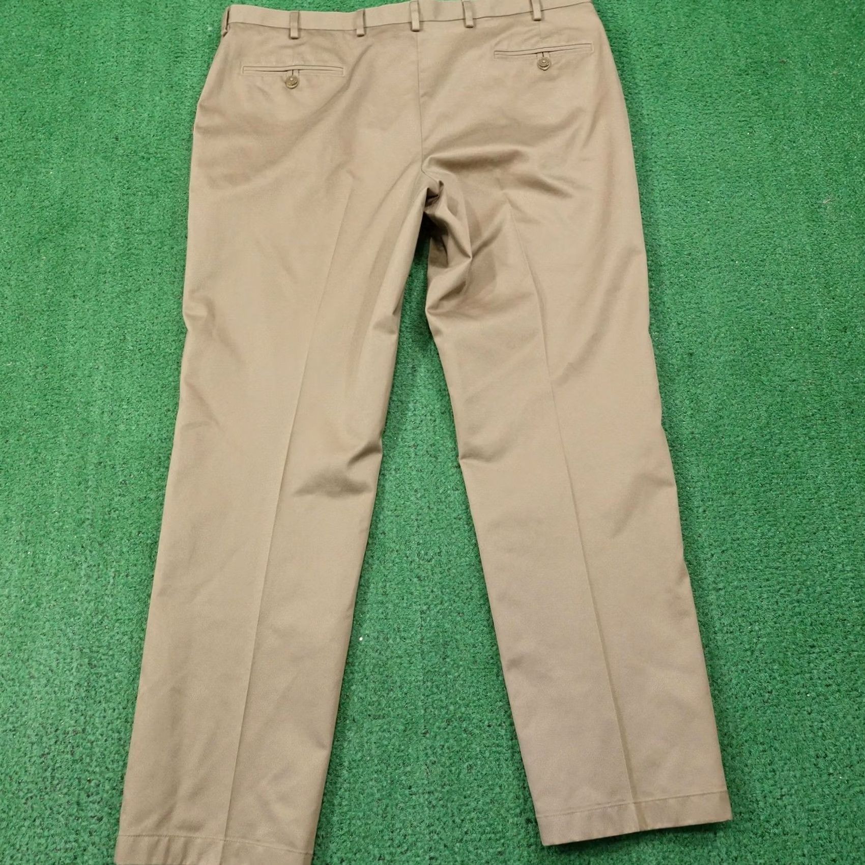 Jos. A. Bank Jos. A. Bank Pants Mens 40 Beige Chino 40x32 Traveler Collection Size US 40 / EU 56 - 4 Thumbnail