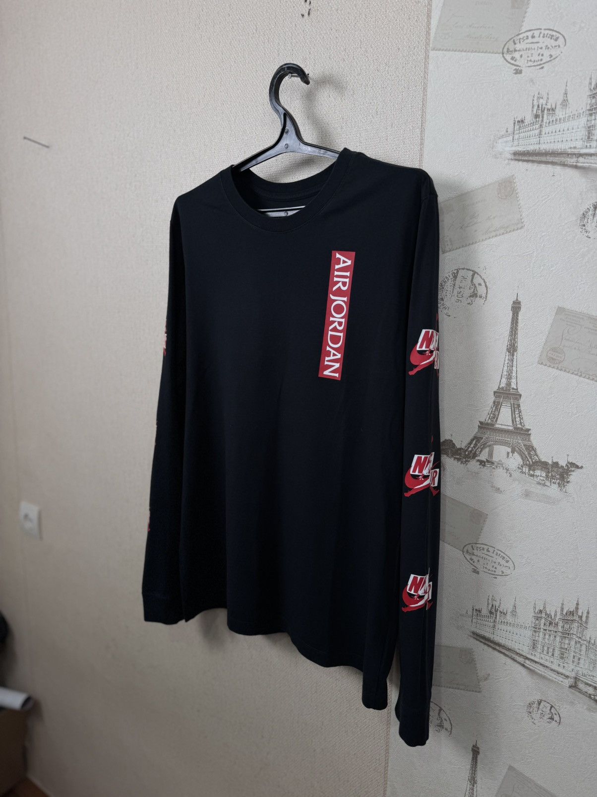 Jordan Brand Air Jordan Long Sleeve Classic Jumpman L Sports Black Men Size US L / EU 52-54 / 3 - 3 Thumbnail