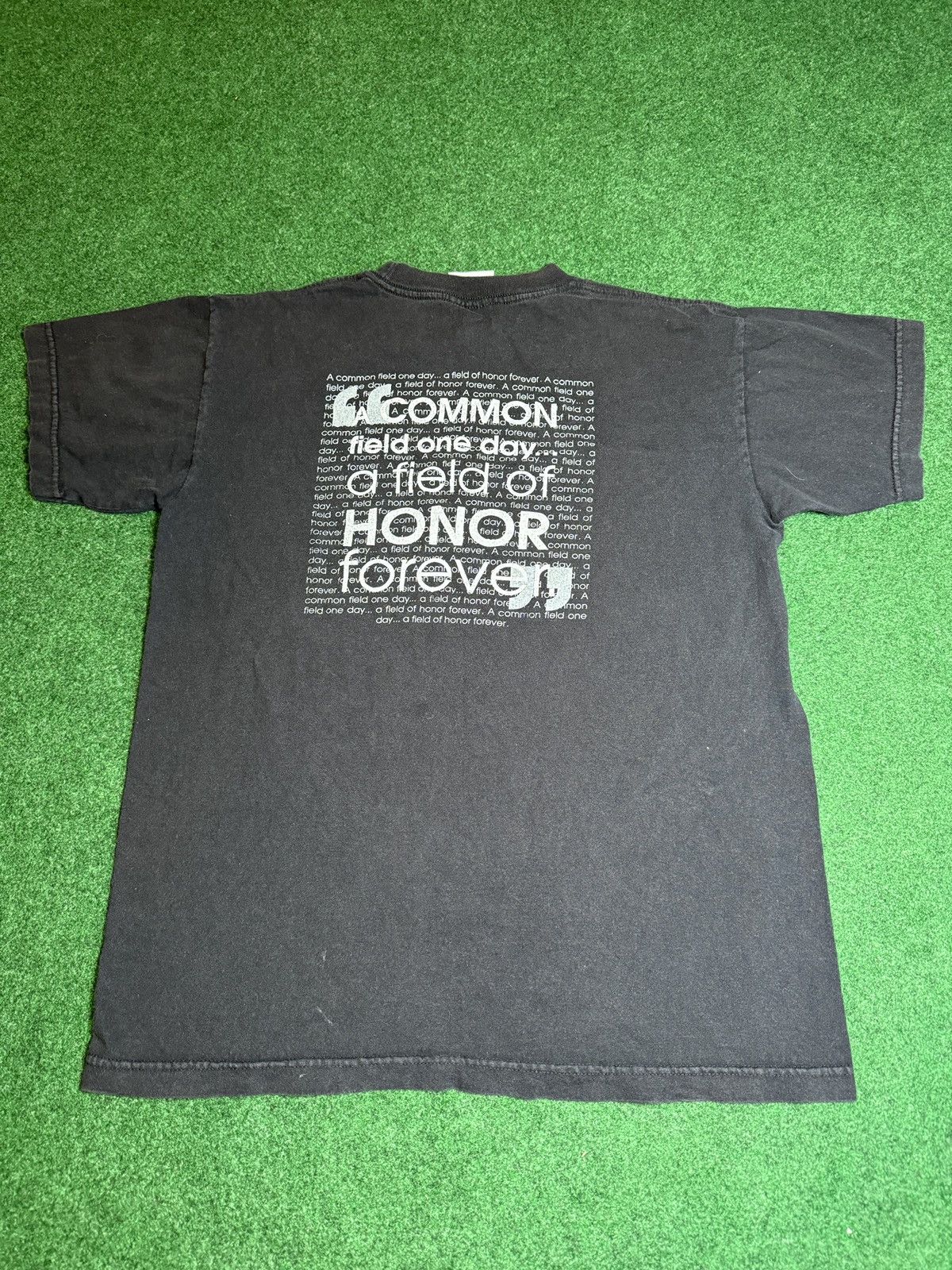 Vintage Vintage Y2K 9/11 Flight 93 National Memorial T Shirt Size US M / EU 48-50 / 2 - 4 Thumbnail
