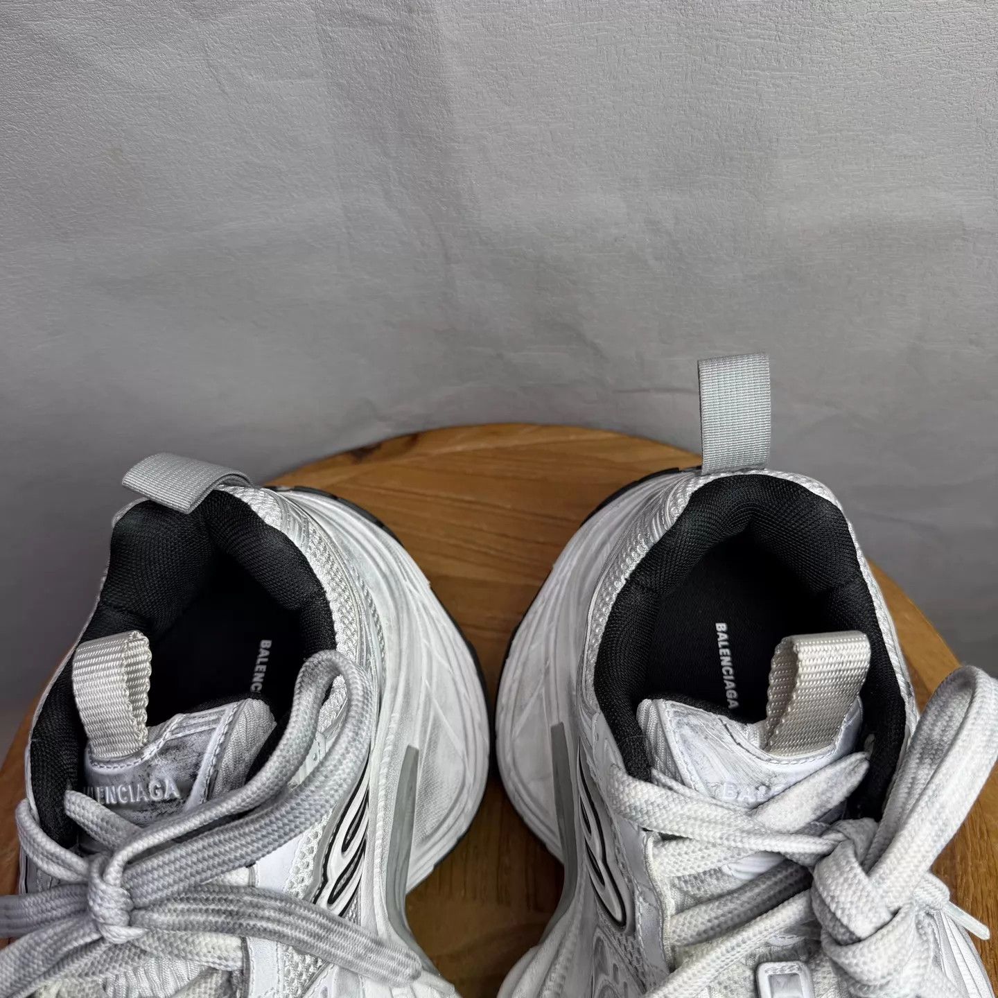 Balenciaga Balenciaga 10XL Distressed Gray White Dad Shoe 35 Worn Once Size US 5 / IT 35 - 8 Thumbnail