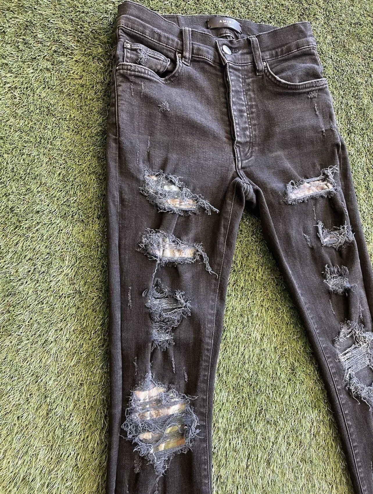 Amiri Size 28 - Amiri Jeans Distressed Hawaiian Patch Black Size US 28 / EU 44 - 2 Thumbnail