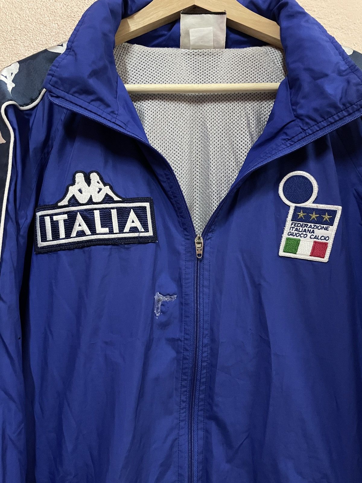 Kappa Vintage 90’s Italy football team Home kit Kappa sidetape Size US L / EU 52-54 / 3 - 8 Thumbnail