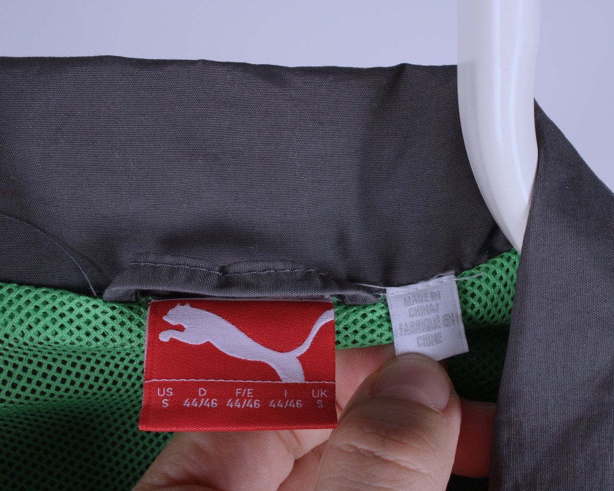 Puma × Vintage PUMA Vintage 4 Zip Pockets Front Gray Jacket Size US S / EU 44-46 / 1 - 17 Thumbnail