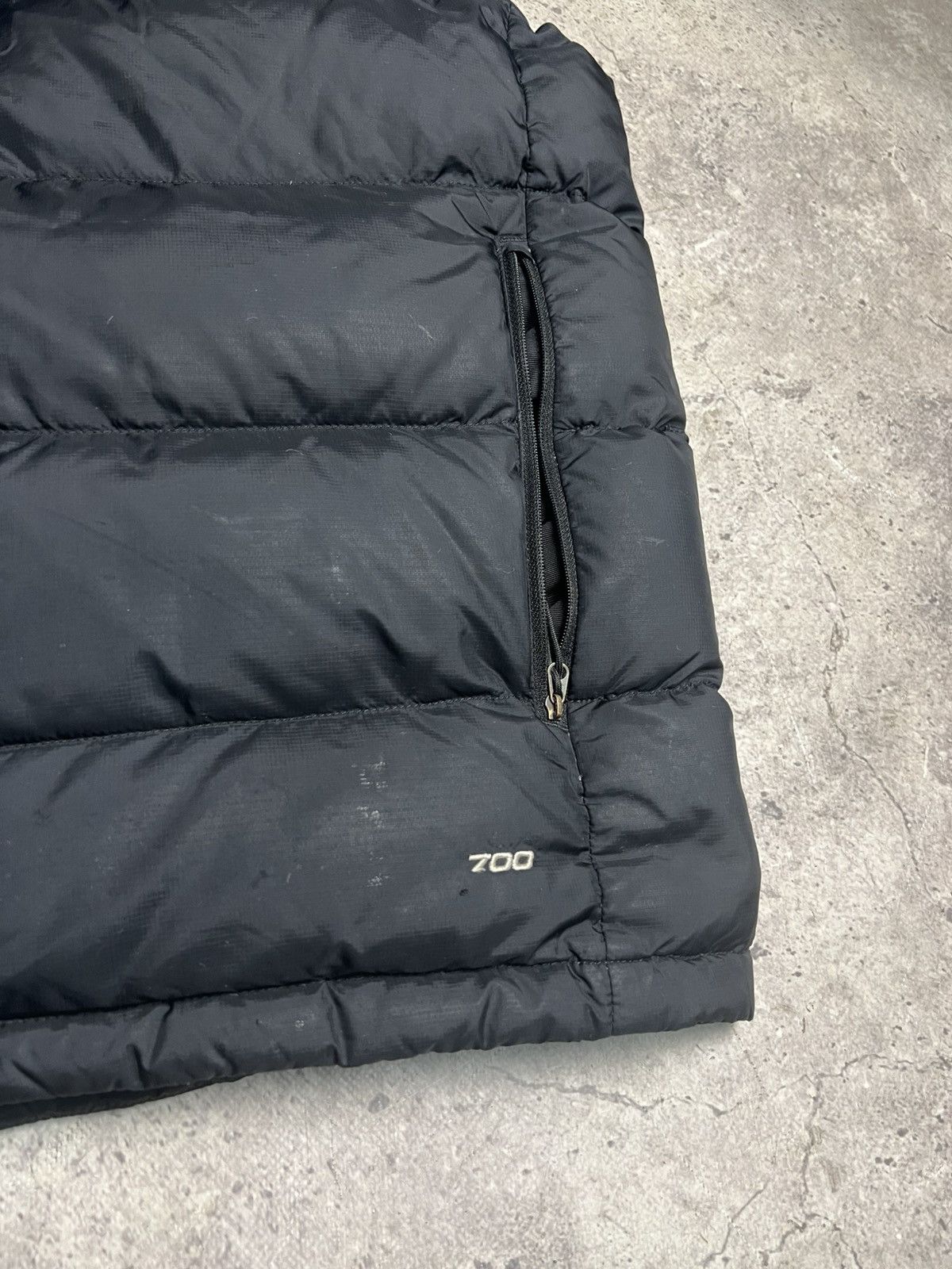 The North Face THE NORTH FACE Vest Down Nuptse Puffer 700 Black Men’s Size US XL / EU 56 / 4 - 4 Thumbnail