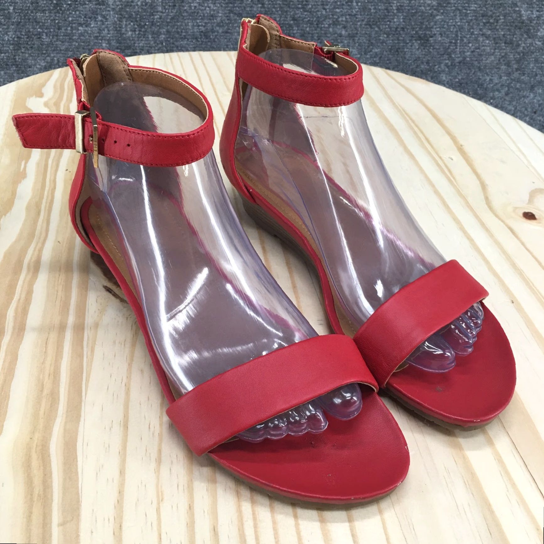 Kenneth Cole Kenneth Cole Reaction Sandals Womens 7.5 M Red Leather Ankle Strap Slip-On Casual Shoes Size US 8 / IT 38 - 3 Thumbnail