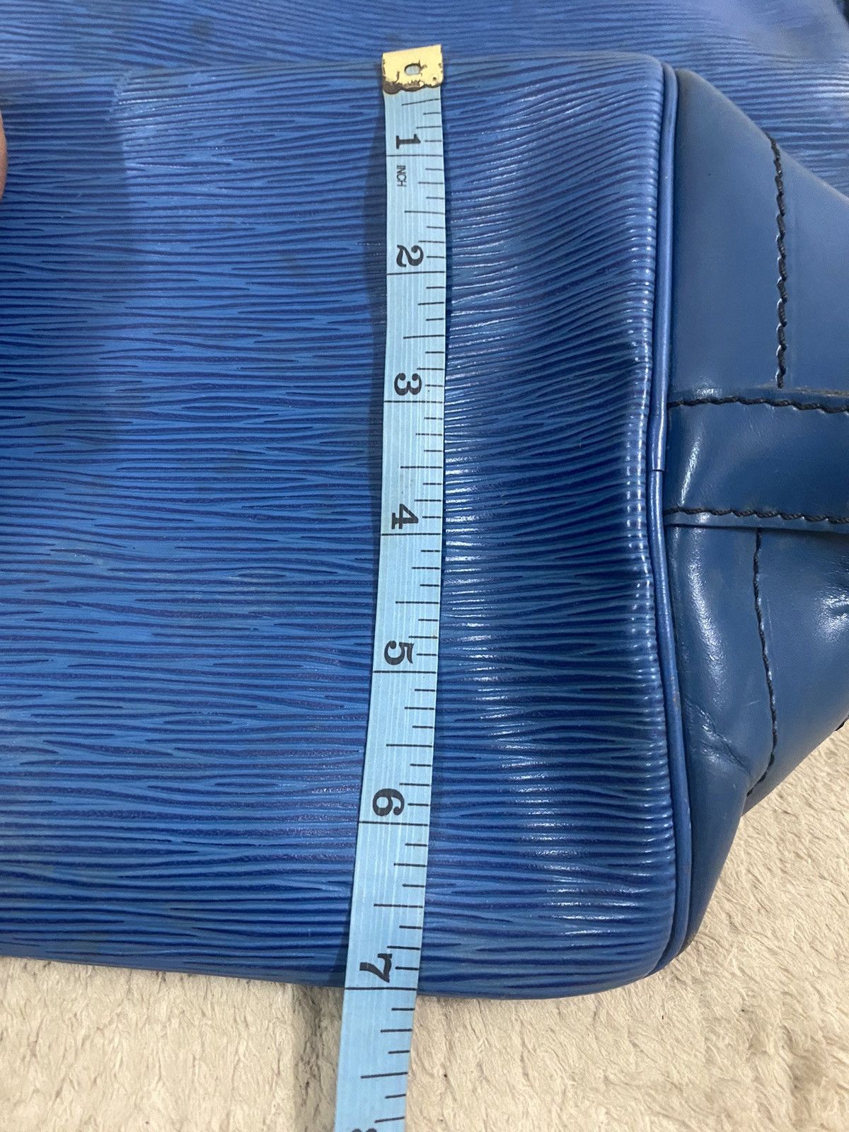 Louis Vuitton Louis Vuitton Blue Epi Bucket Size ONE SIZE - 18 Thumbnail