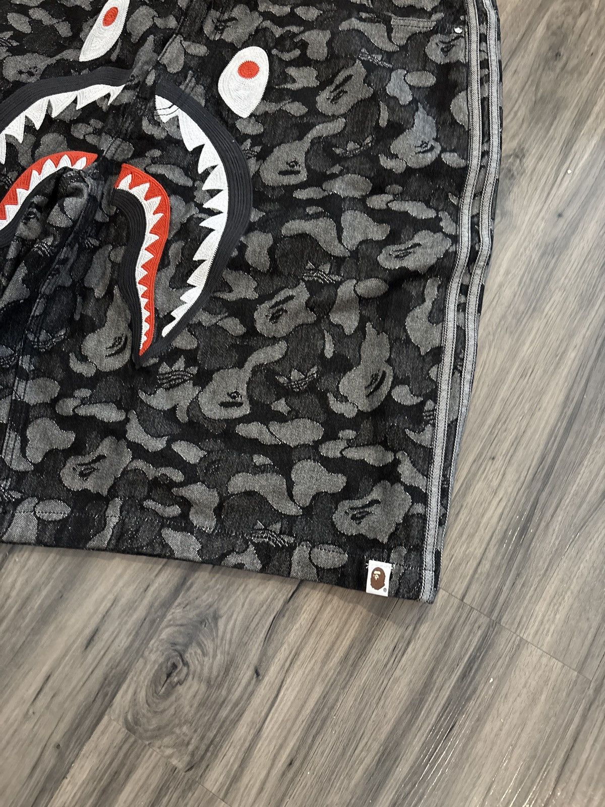 Adidas × Bape Adidas X Bape Camo Jacquard Shark Denim Shorts XXL GREY/ BLK Size US 40 / EU 56 - 6 Thumbnail