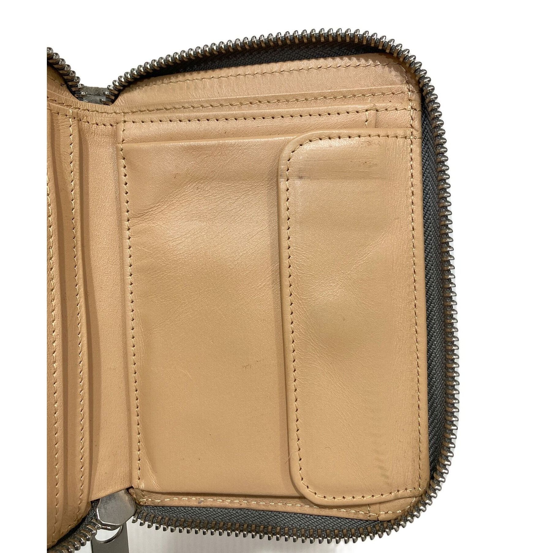 Maison Margiela Maison Margiela Distressed Leather Wallet S55UI0187 P3465 Size ONE SIZE - 6 Thumbnail